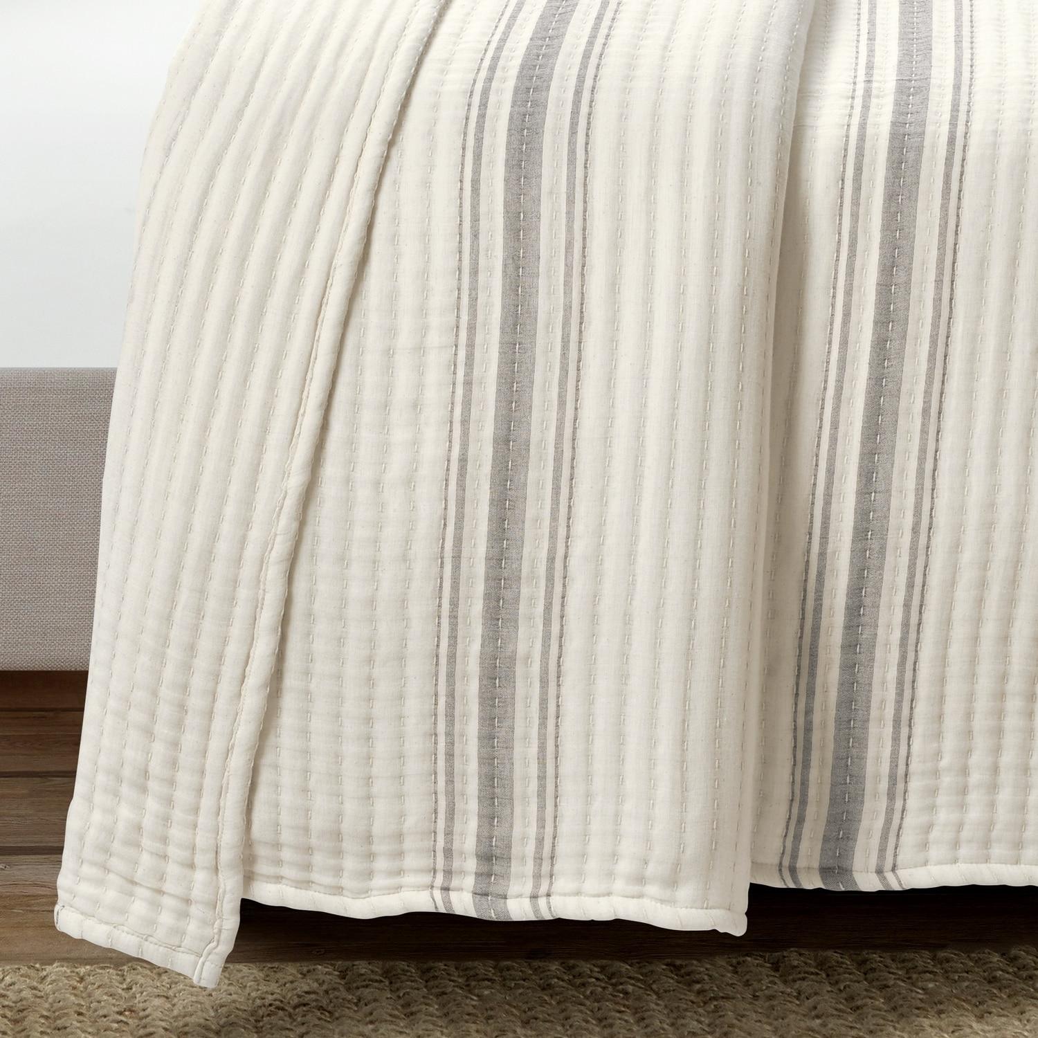 Full/Queen Farmhouse Stripe Kantha Pick Sti Thread Counth Yarn Dyed Woven Single Quilt/Coverlet Gray - Lush Décor