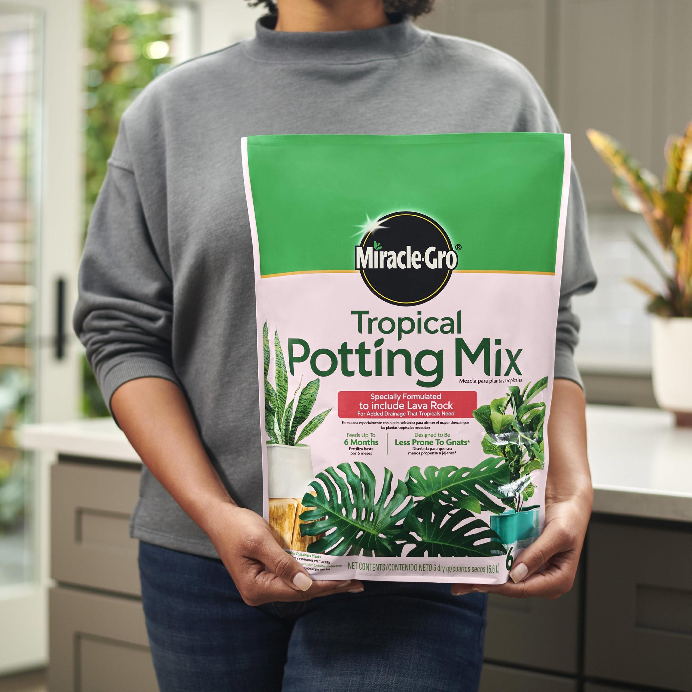 Miracle-Gro Tropical Potting Mix, 6 qt. - Growing Media