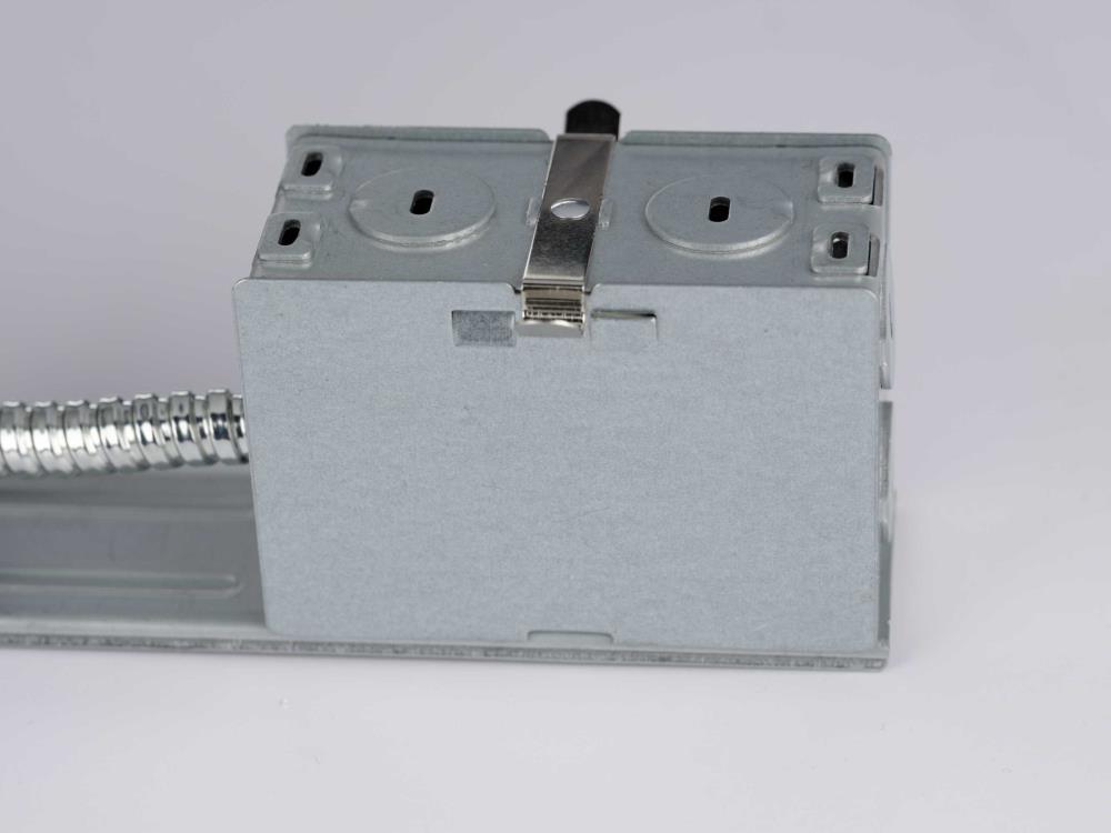 Incandescent Shallow 5" Remodel Recessed Housing