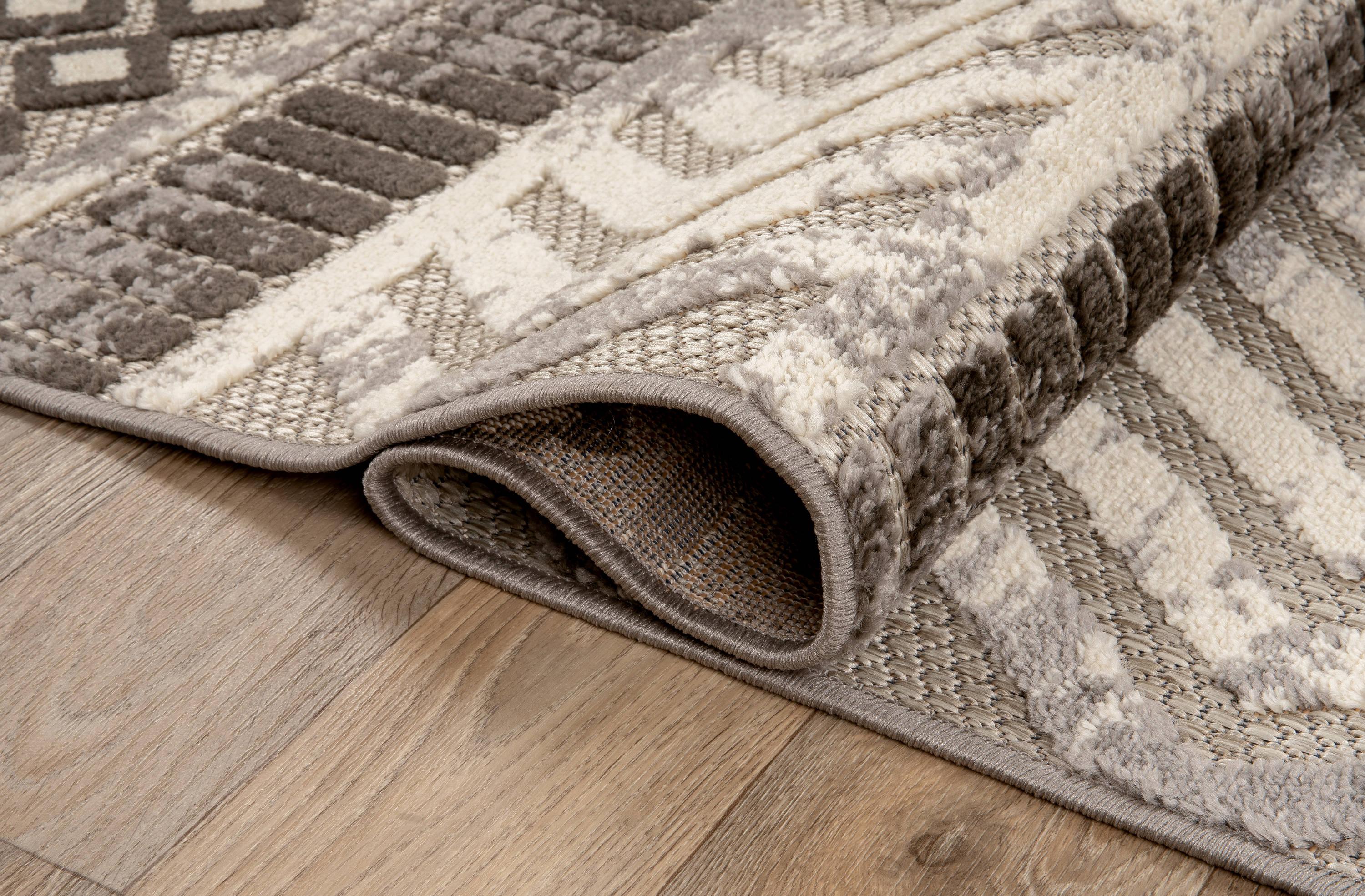 Gray 7 ft. 10 in. x 10 ft. Distressed Geometric Indoor/Outdoor Area Rug