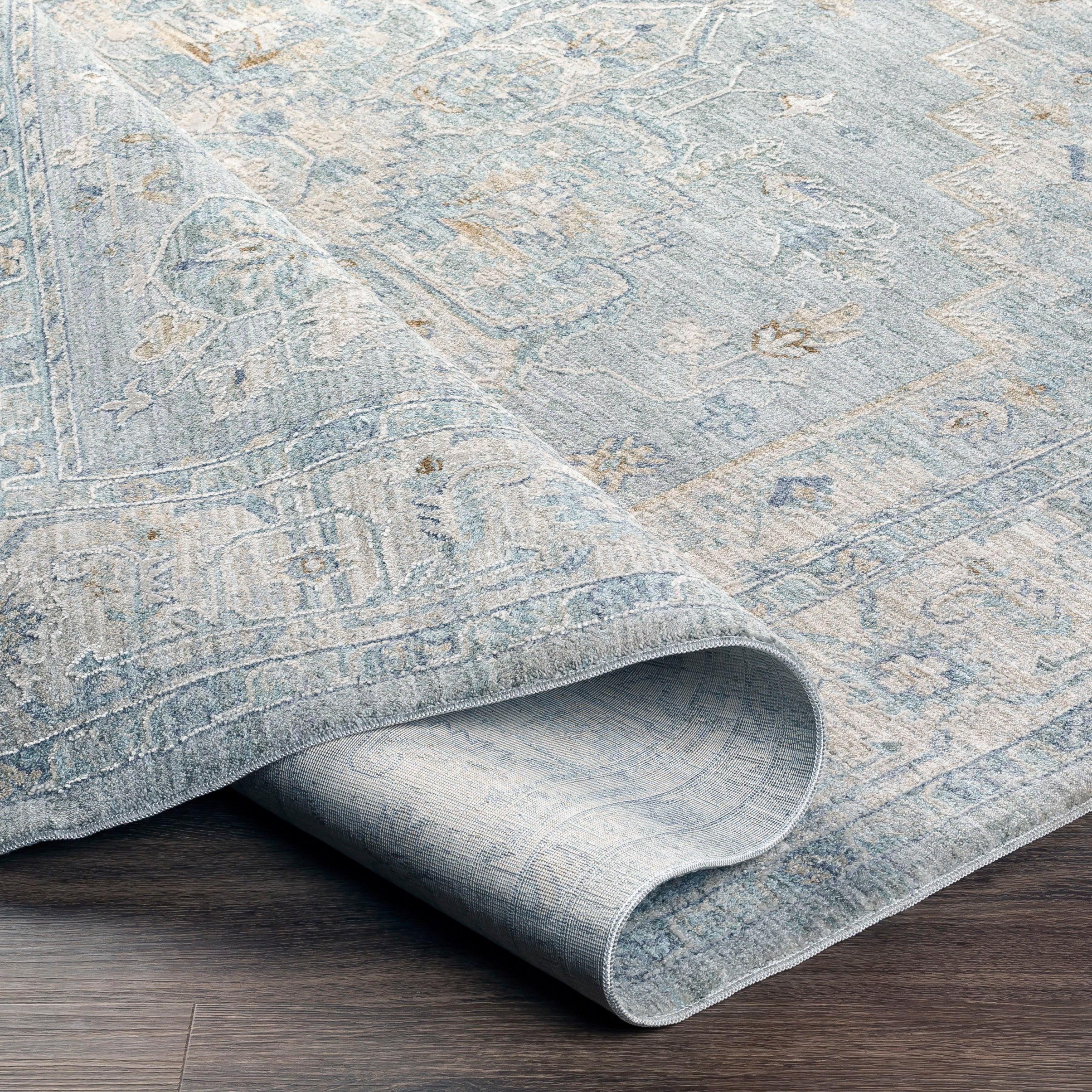 Easy-Care Reversible Gray Synthetic 5' x 7' Rectangular Rug