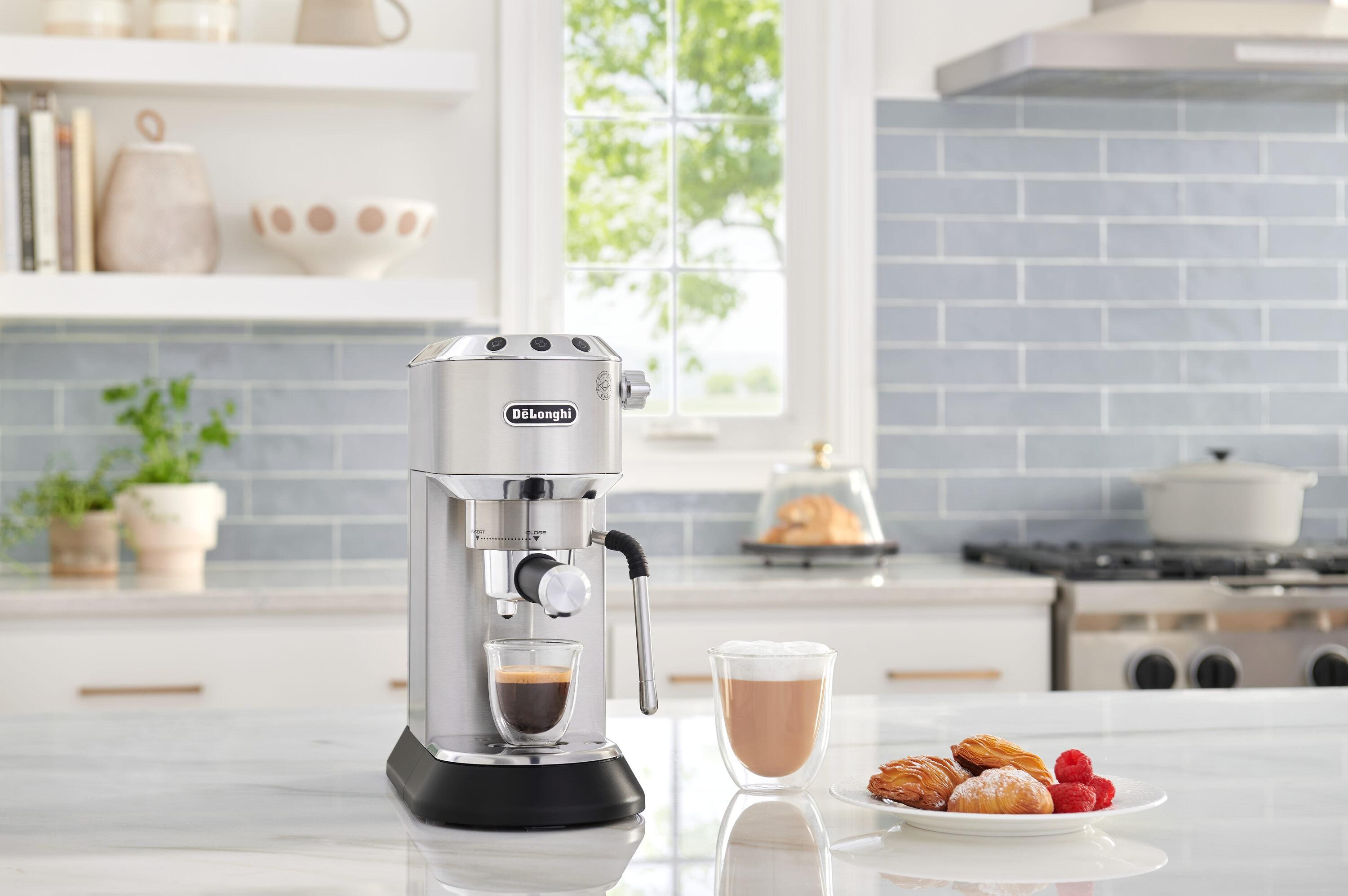 De'Longhi ® Dedica Arte Pump Espresso Machine