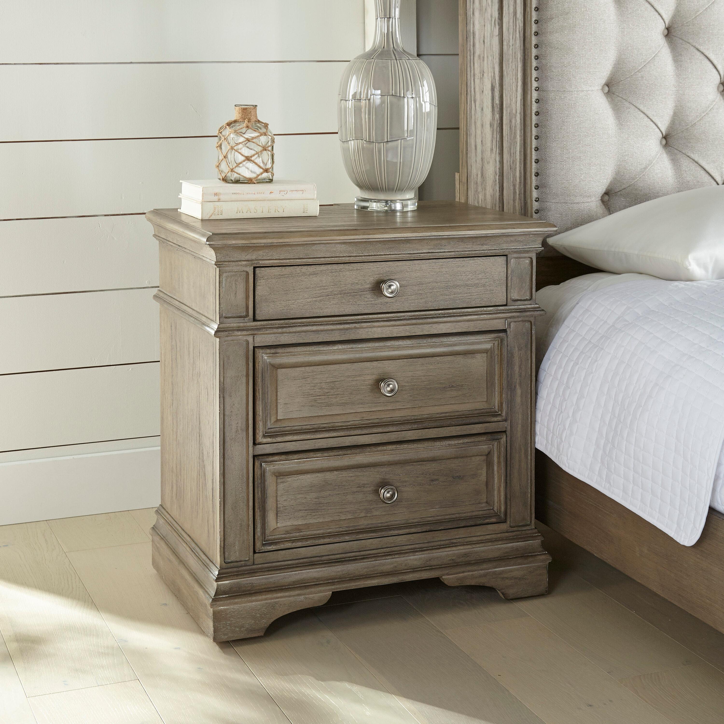 Highland Park Driftwood Gray Wood 3-drawer Nightstand
