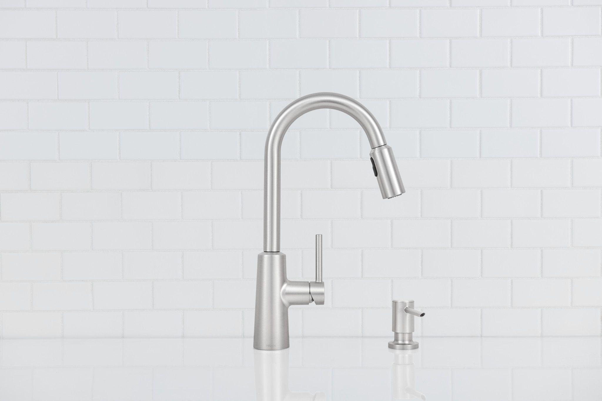 Moen Nori One Handle Chrome Pull-Down Kitchen Faucet