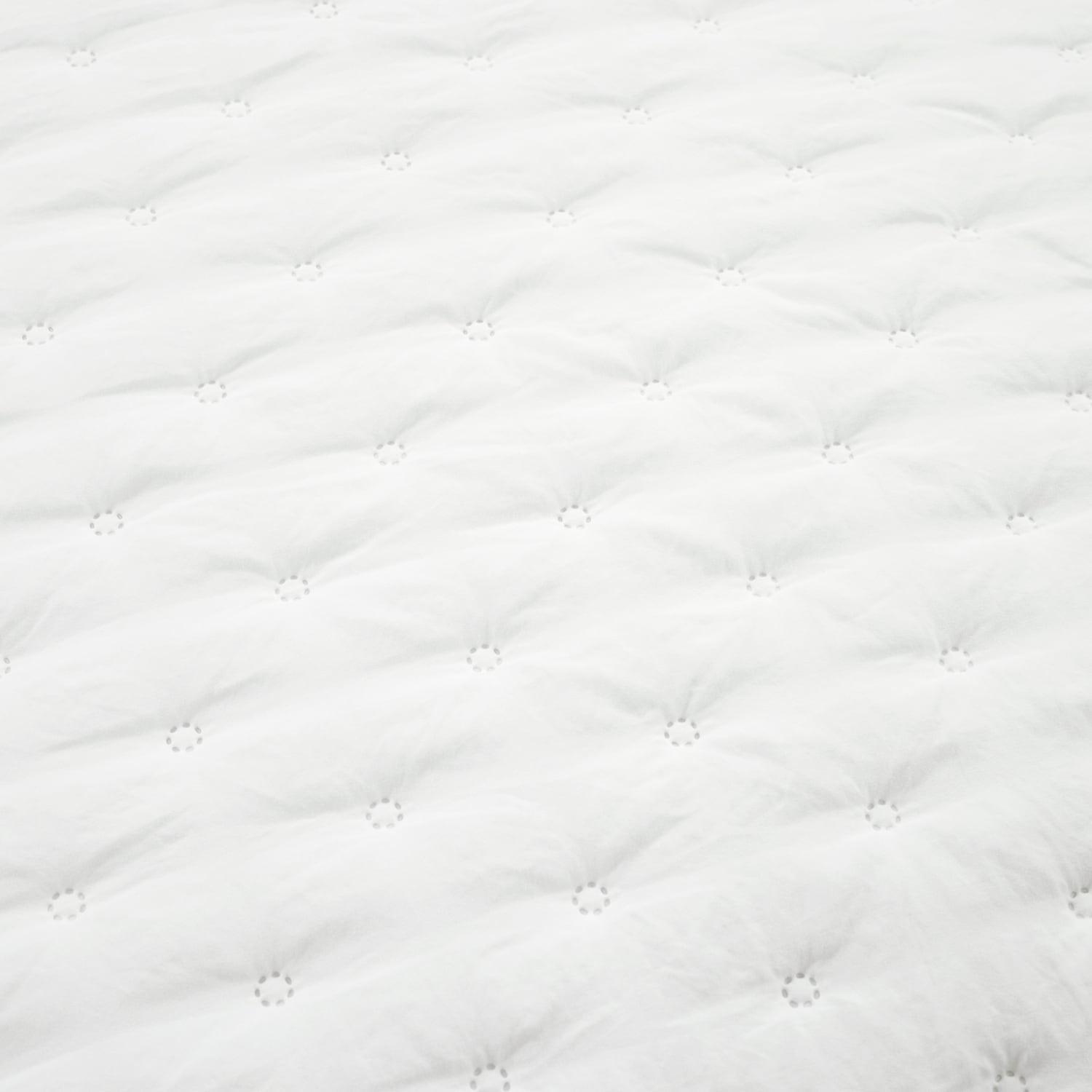 Reyna Ruffle Reversible Oversized Quilt White 3Pc Set King