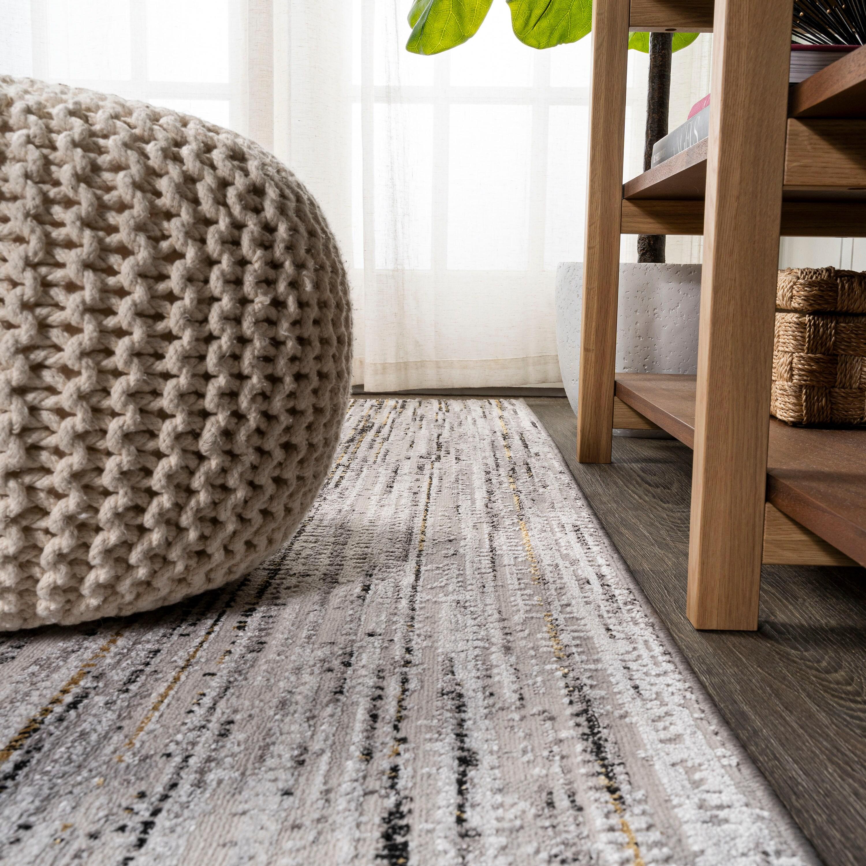 5'x8' Loom Modern Strie'  Area Rug, Gray/Black - JONATHAN Y