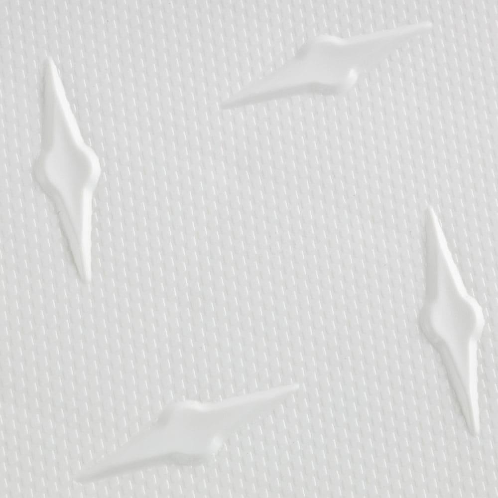 12 in. W x 12 in. L Artic White Diamondtrax Home Modular Polypropylene Flooring (10-Tile/Pack) (10 sq. ft.)