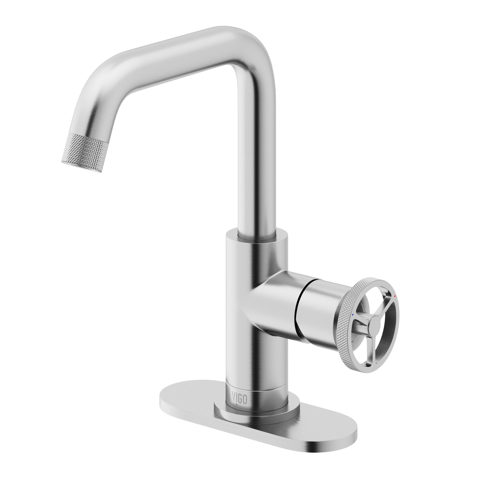 Cass Single Handle Single-Hole Bathroom Faucet Set with Deck Plate