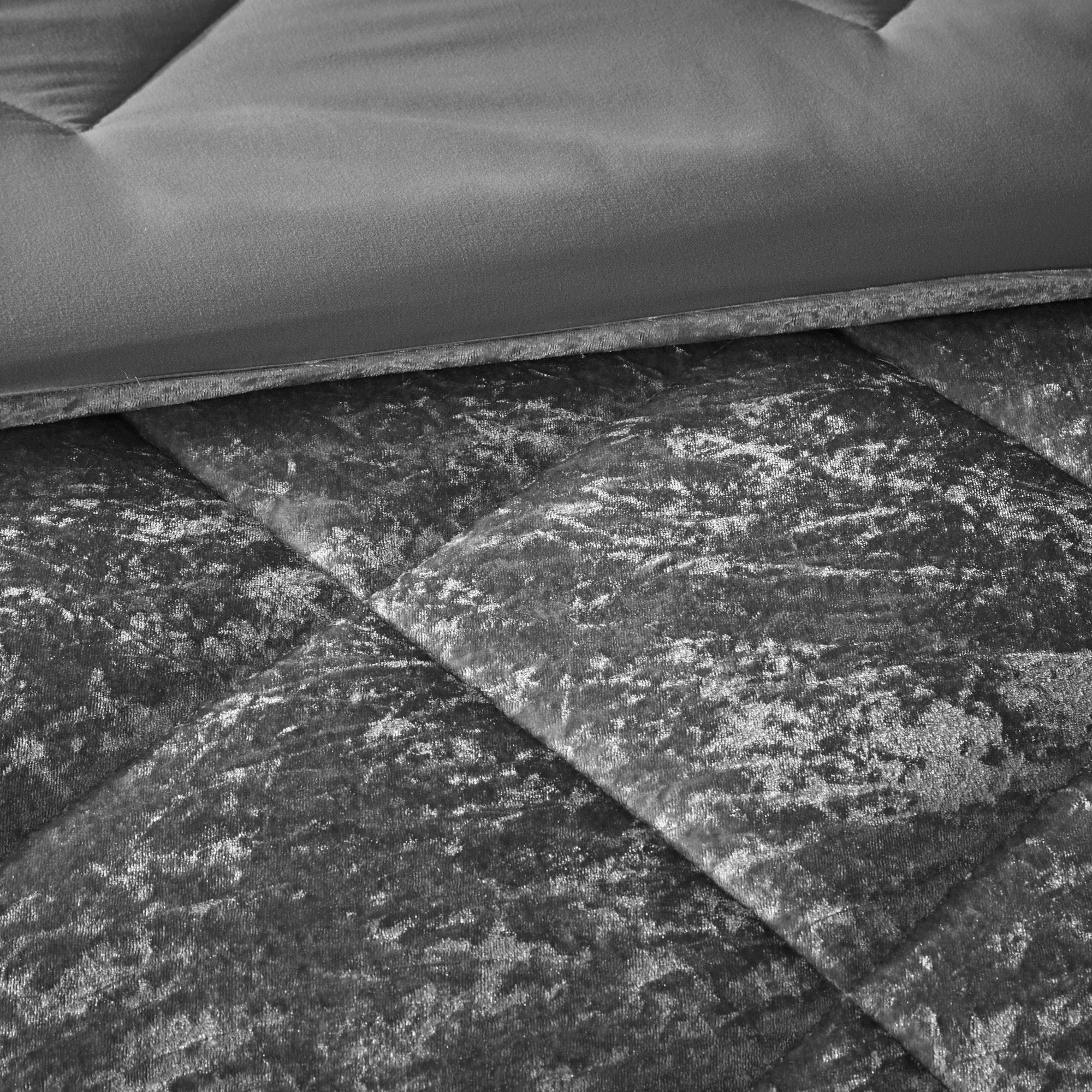 Felicia Crushed Velvet Comforter Set with Throw Pillow