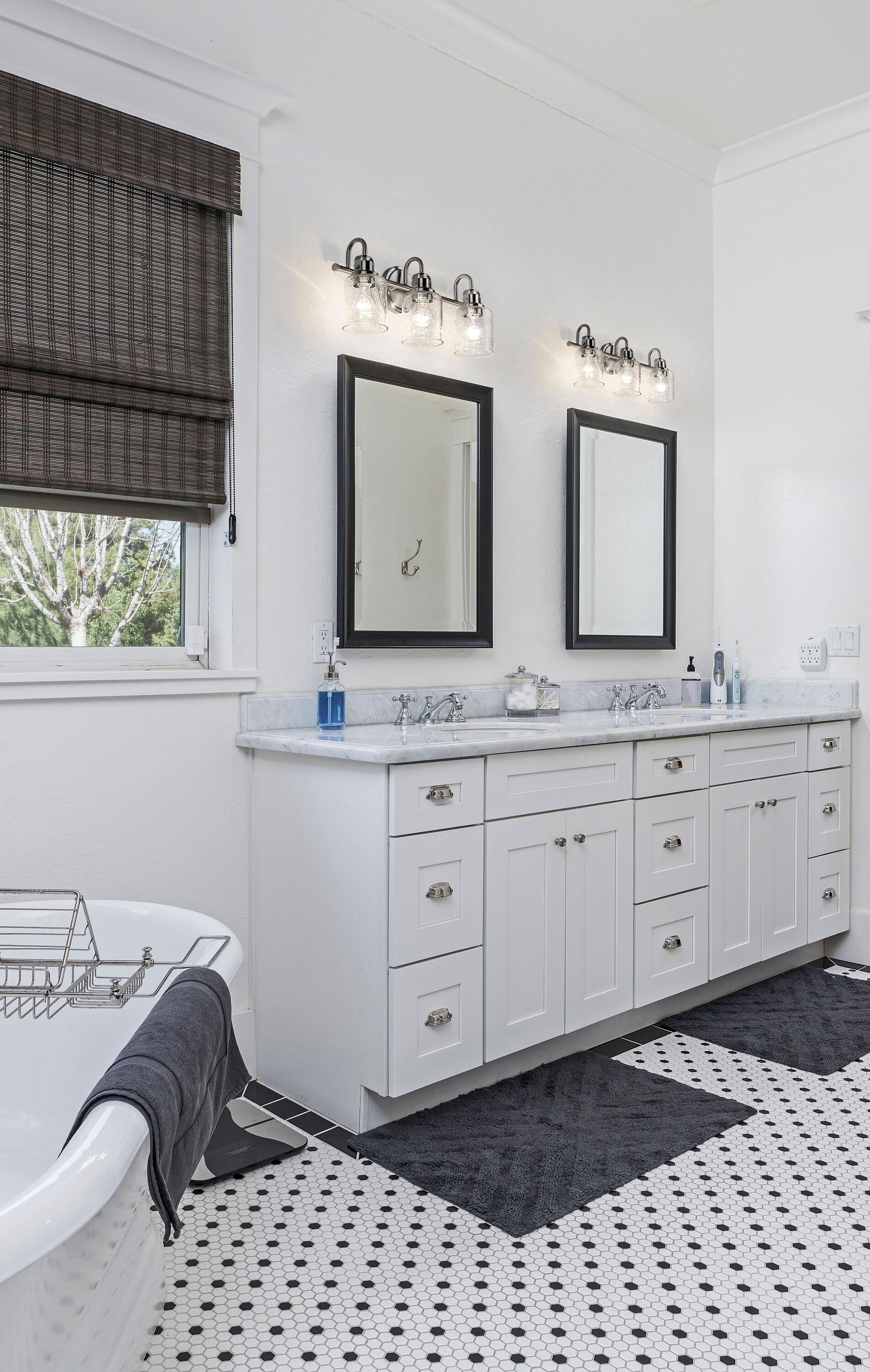 Z-Lite Kinsley 3 - Light Vanity in  Brushed Nickel