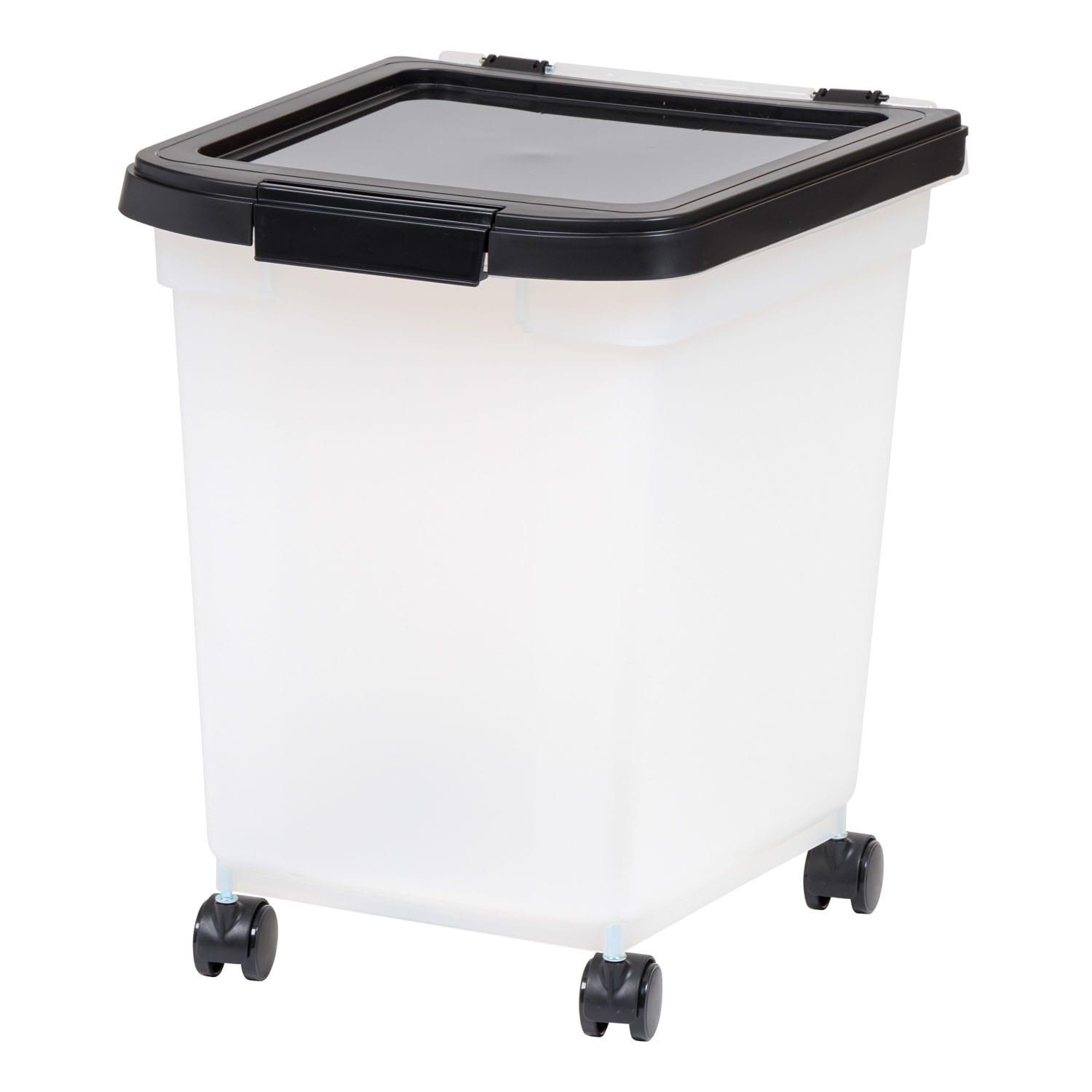 IRIS USA, Inc. Plastic Food Storage Container