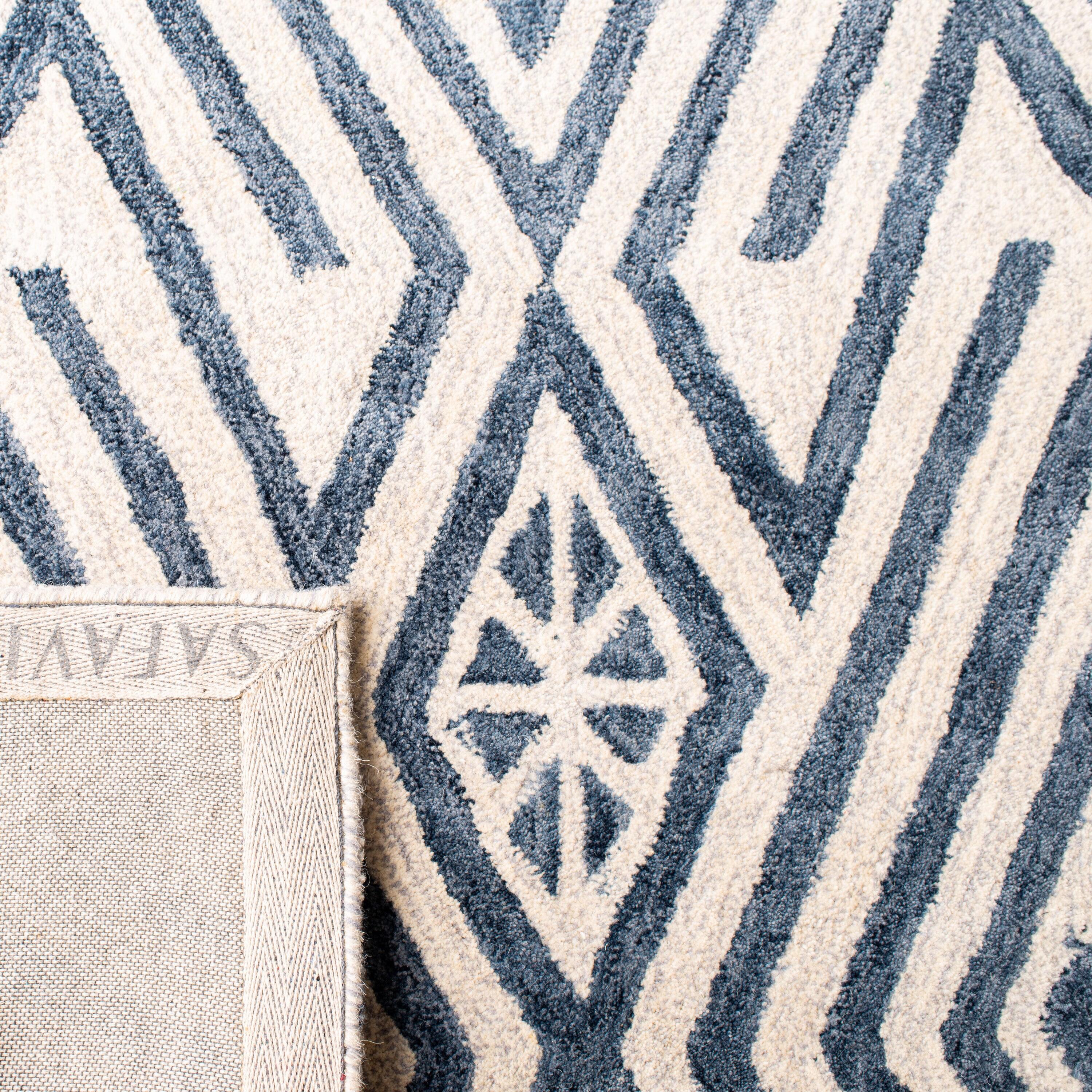 Micro-Loop MLP611 Hand Tufted Area Rug - Blue/Ivory - 5'x5' - Safavieh.