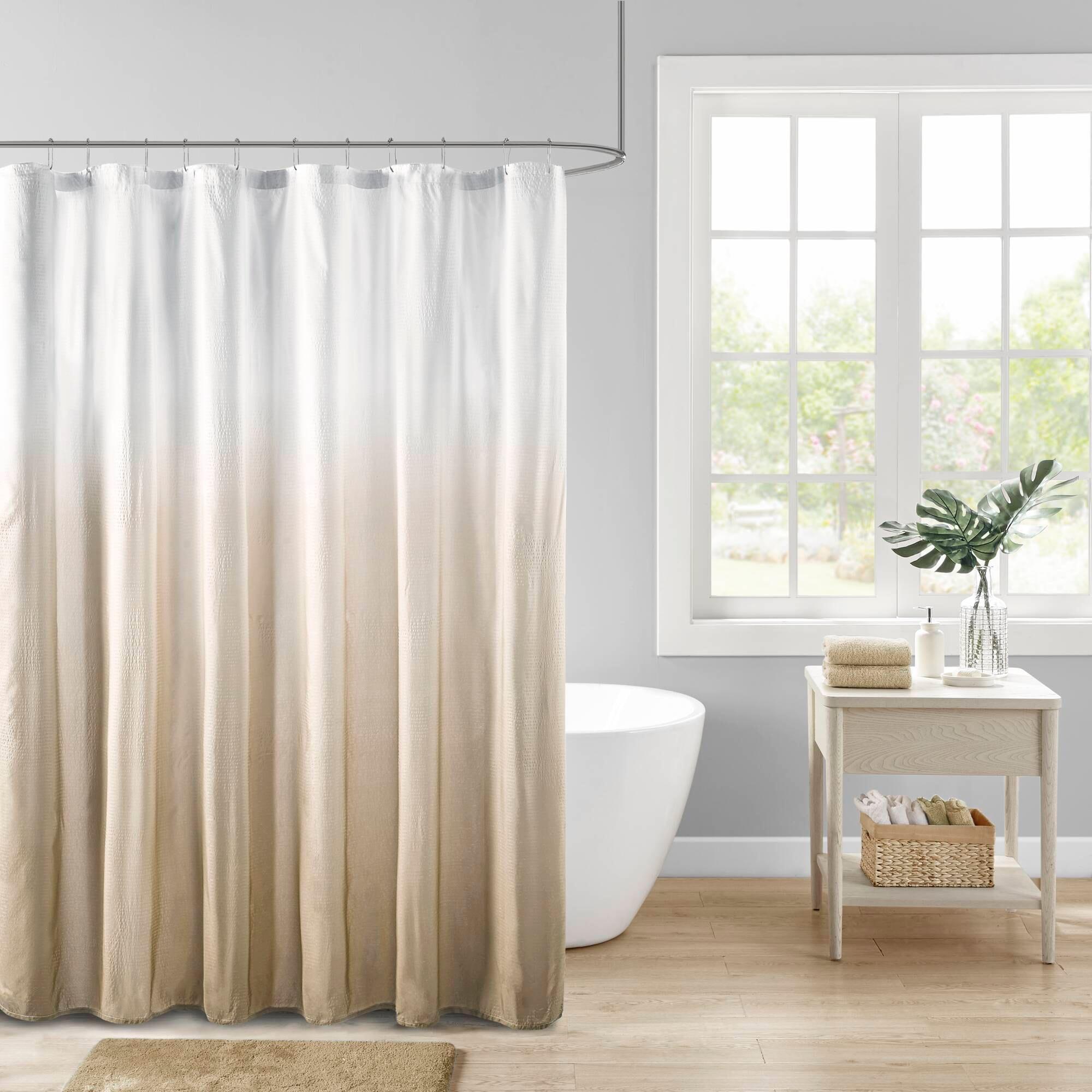 Madison Park Ara Ombre Printed Seersucker Single Shower Curtain