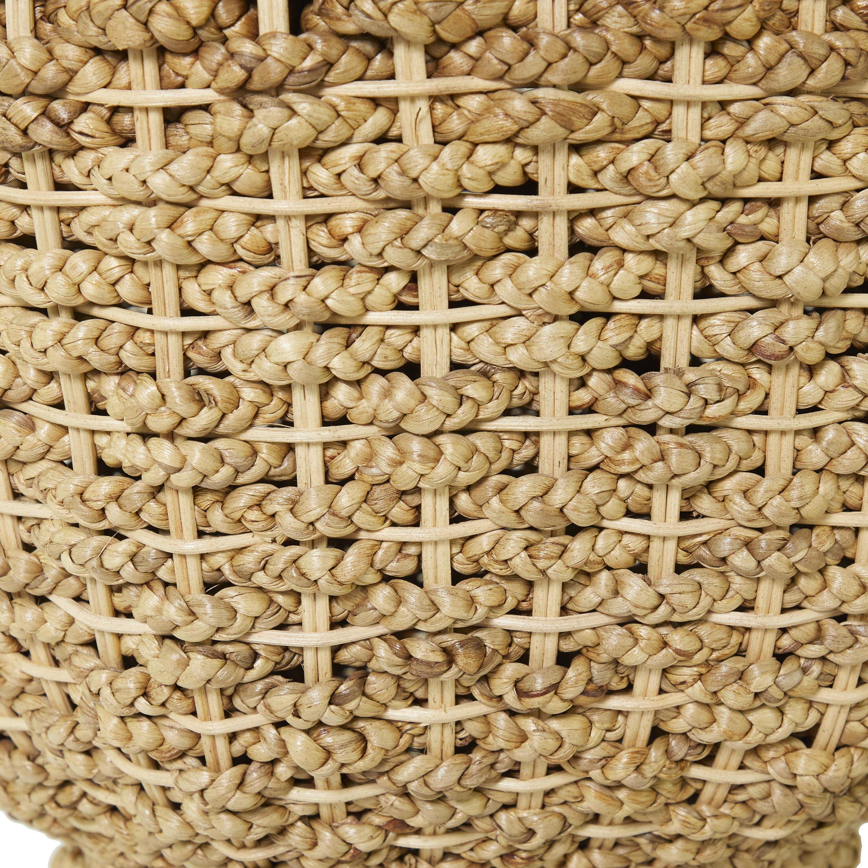 DecMode 20" x 24" Brown Seagrass Handmade Woven Accent Table with Glass Top, 1-Piece