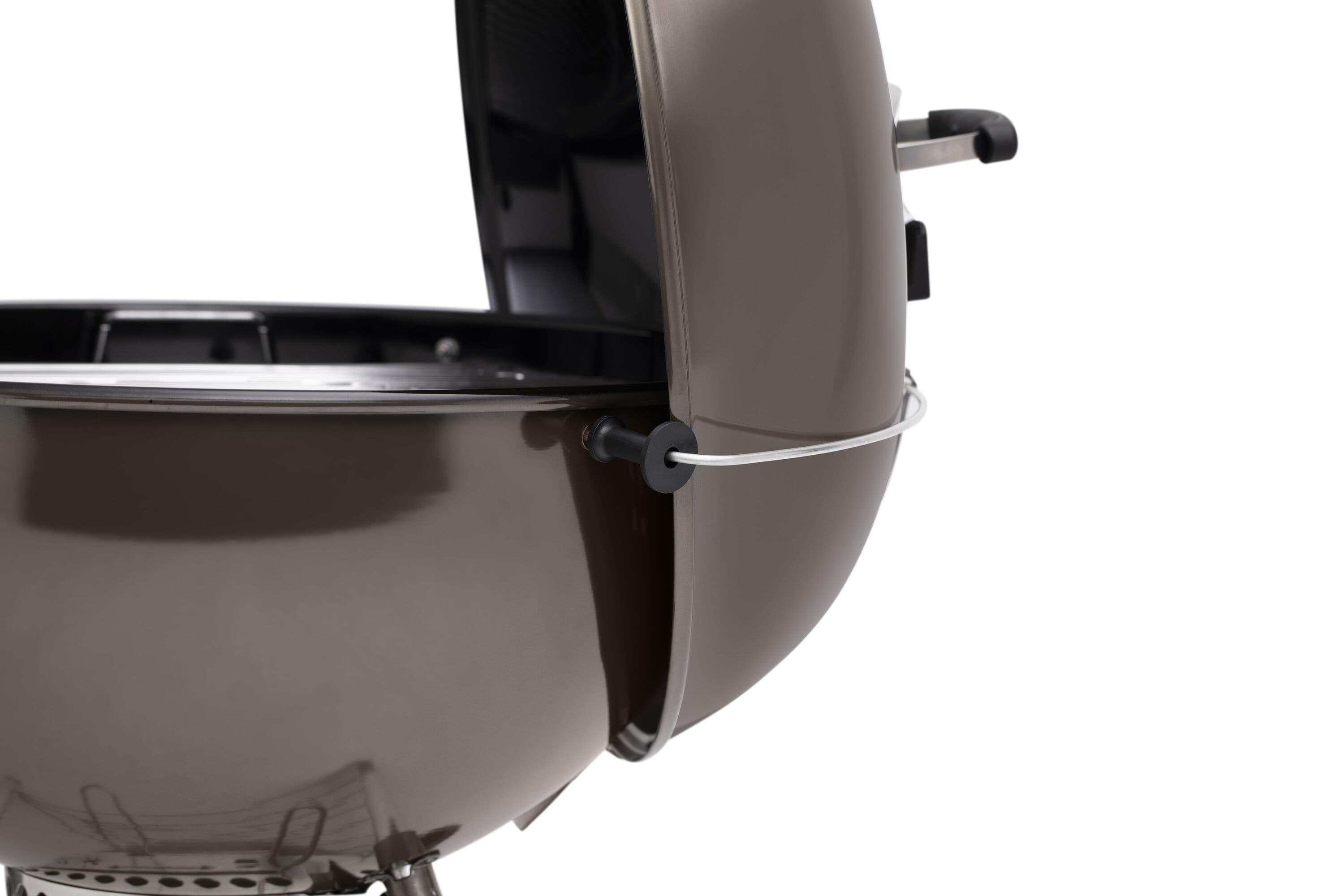 Weber 26 Inch Smoke Gray 588 Square-Inch Master-Touch Charcoal Grill