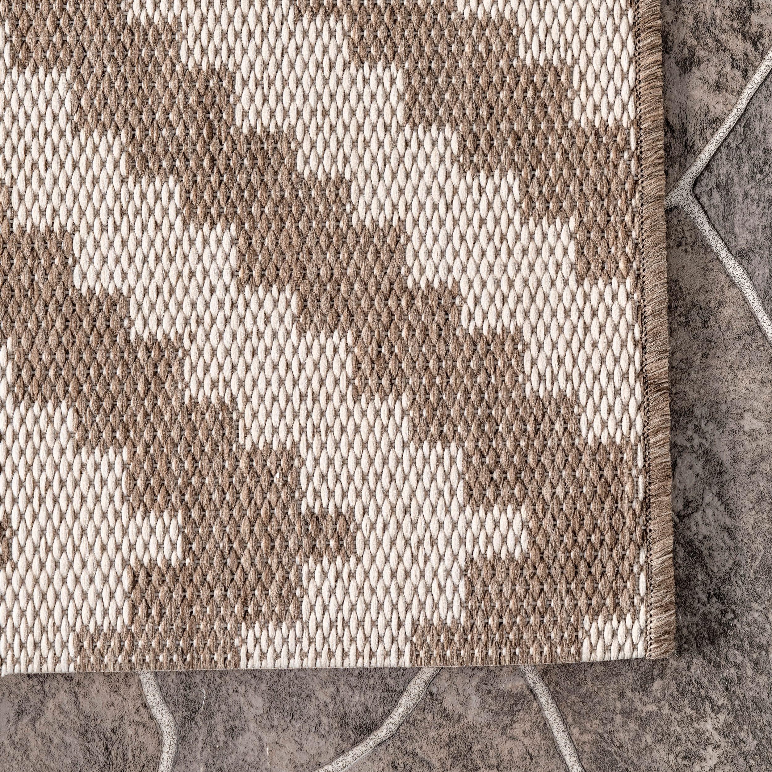 Nuloom Marybelle Trellis 5x8 Indoor/Outdoor Area Rug for Living Room Patio Deck Front Porch Kitchen, Taupe/Ivory