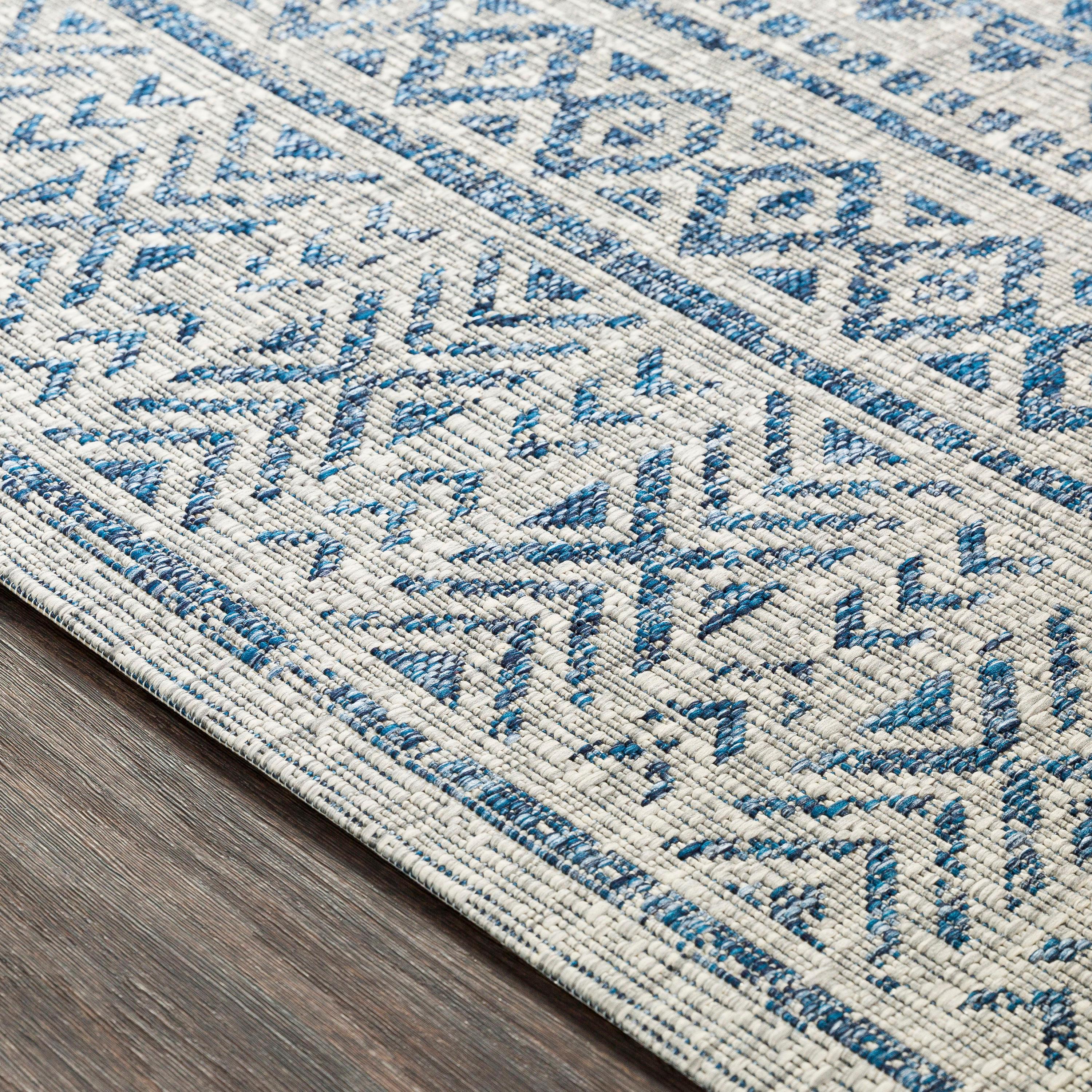 Livabliss Eagean 2 x 3 (ft) Polypropylene Blue Rectangular Indoor Chevron Global Area rug