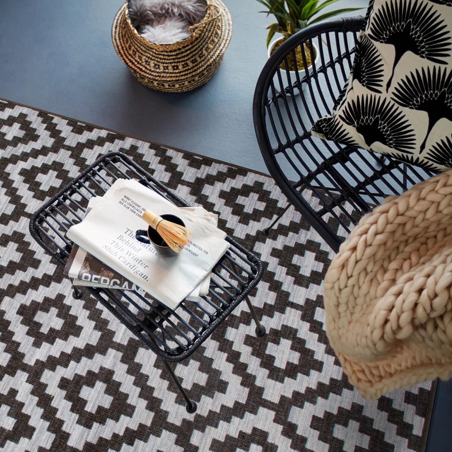 World Rug Gallery Contemporary Geometric Trellis Indoor/Outdoor Area Rug - GRAY 5' X 7'