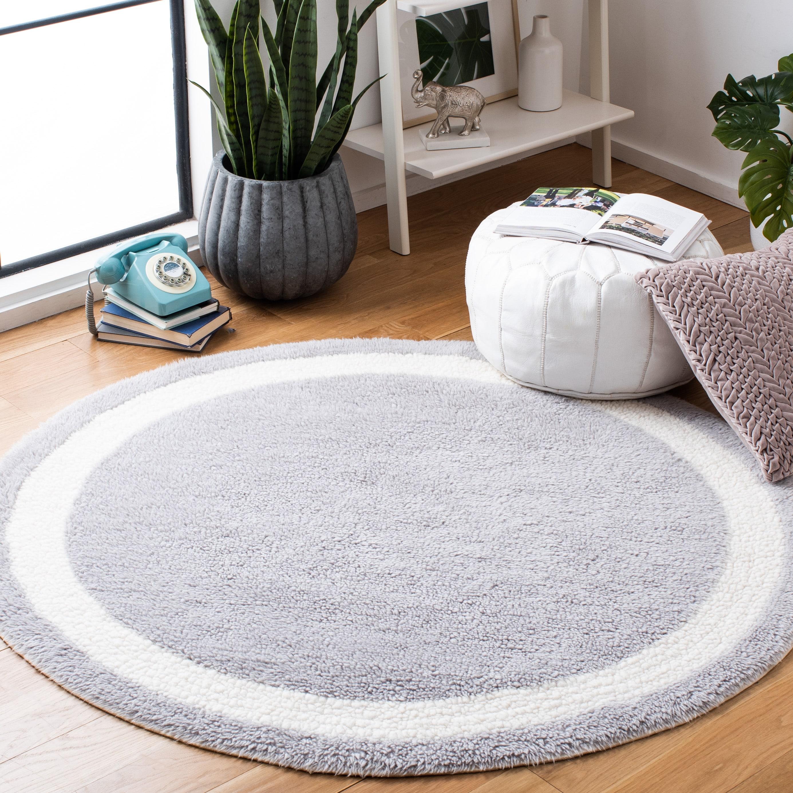 Braided BRD802 Hand Woven Area Rug - Grey/Ivory - 4' round - Safavieh.