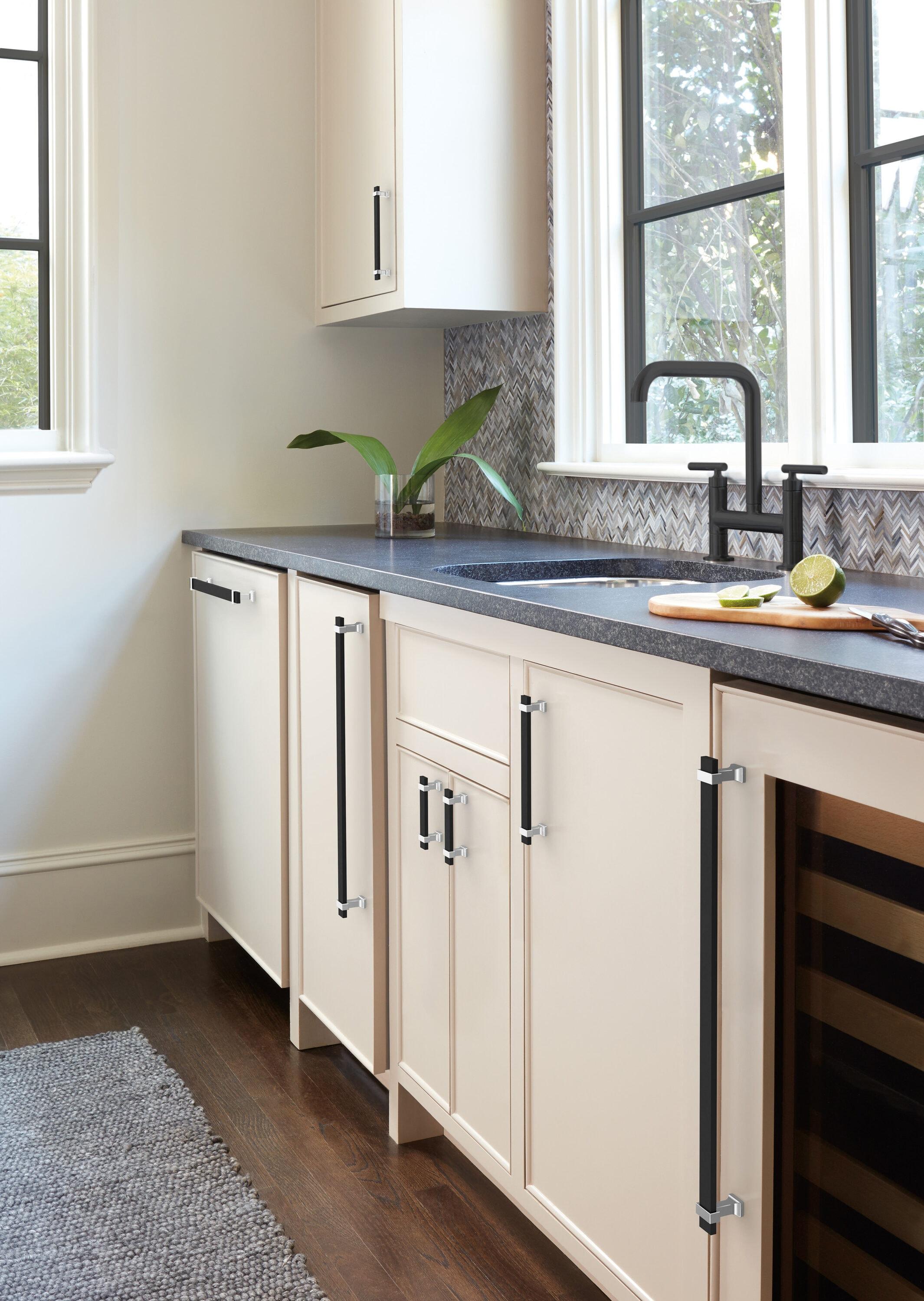 Amerock Overton 18 inch (457mm) Center-to-Center