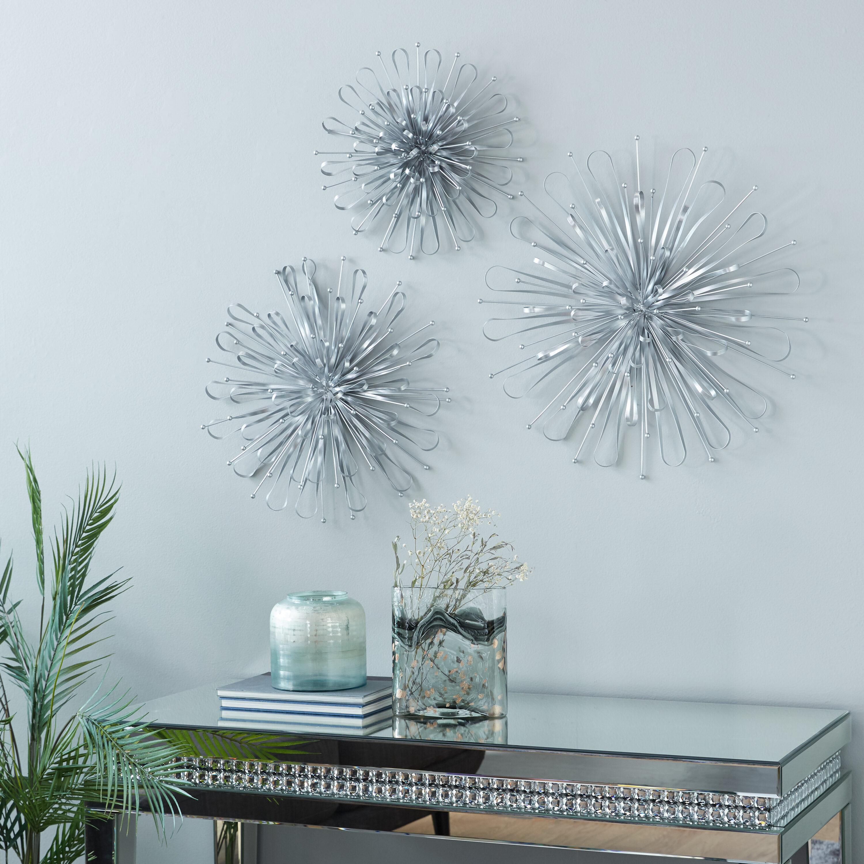 DecMode Silver Metal Starburst Wall Decor with Orb Detailing (3 Count)