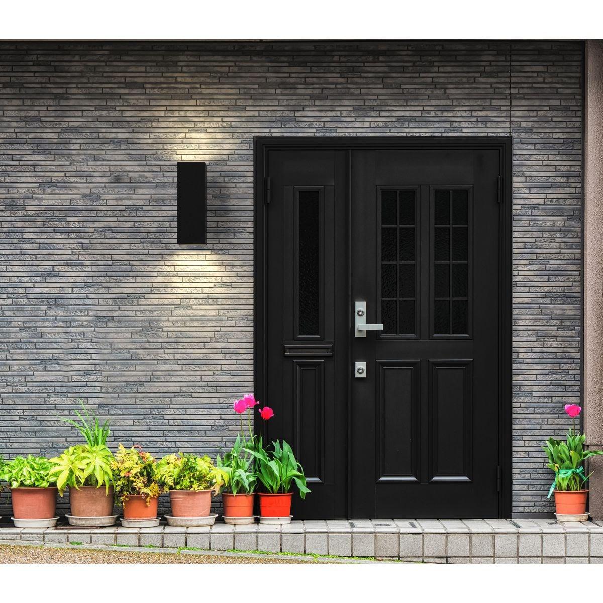Progress Lighting, Verona, 2-Light Outdoor Wall Light, Antique Bronze, Material: Porcelain, Finish Color: Black