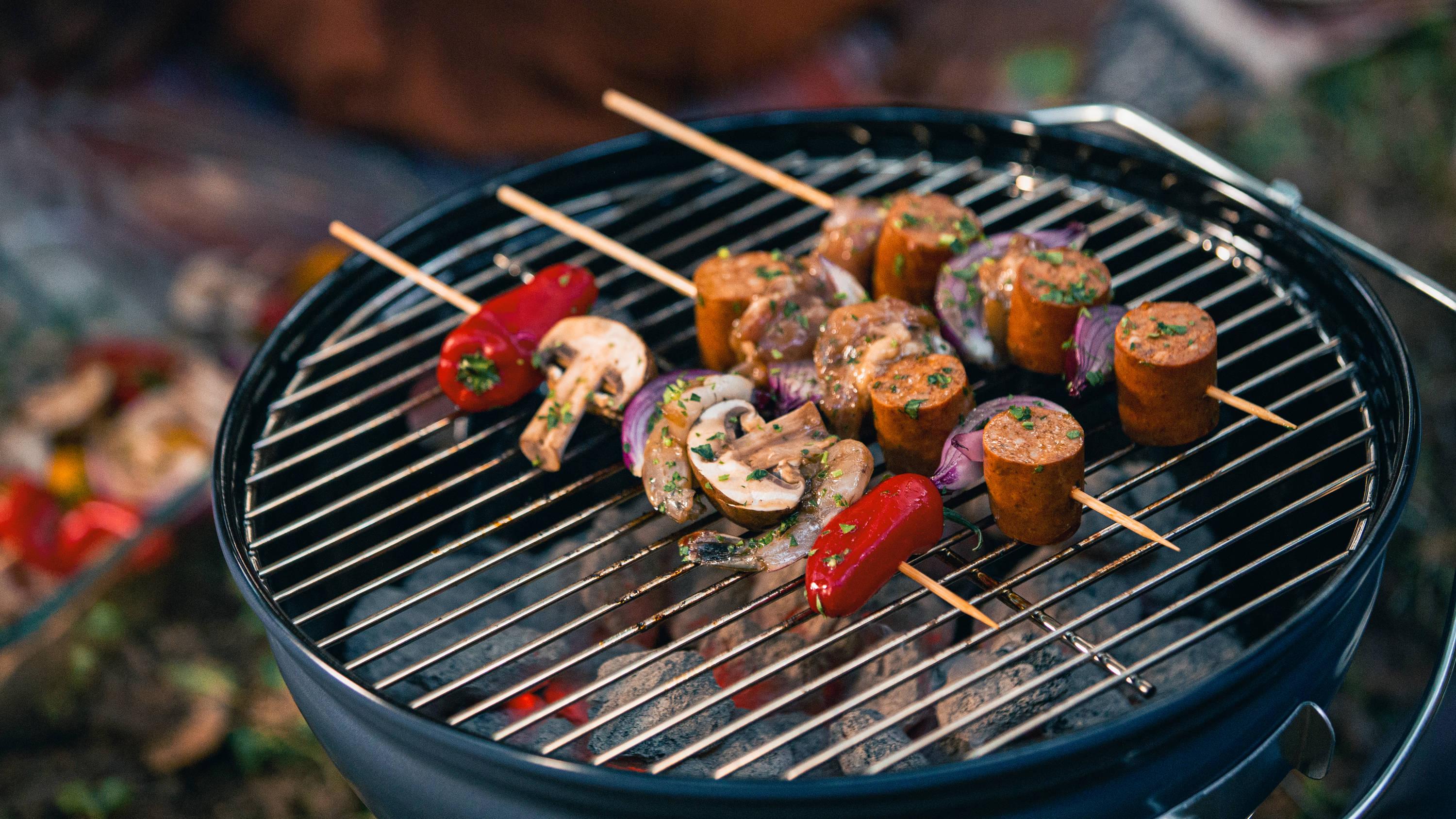 Slate Blue 14-Inch Portable Charcoal Kettle Grill