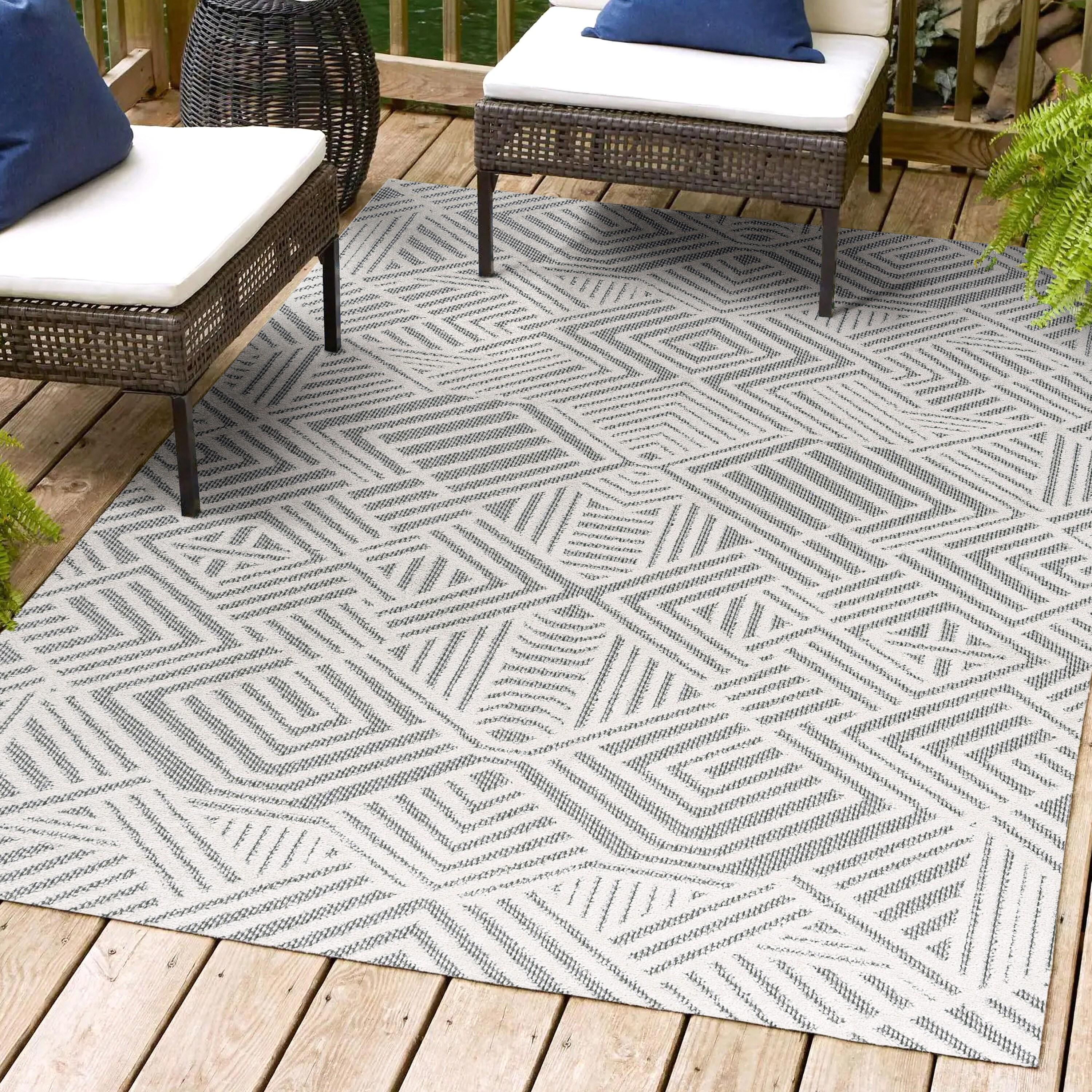 3'x5' Jordan High-Low Pile Art Deco Geometric Indoor/Outdoor Area Rug, White/Black - JONATHAN Y