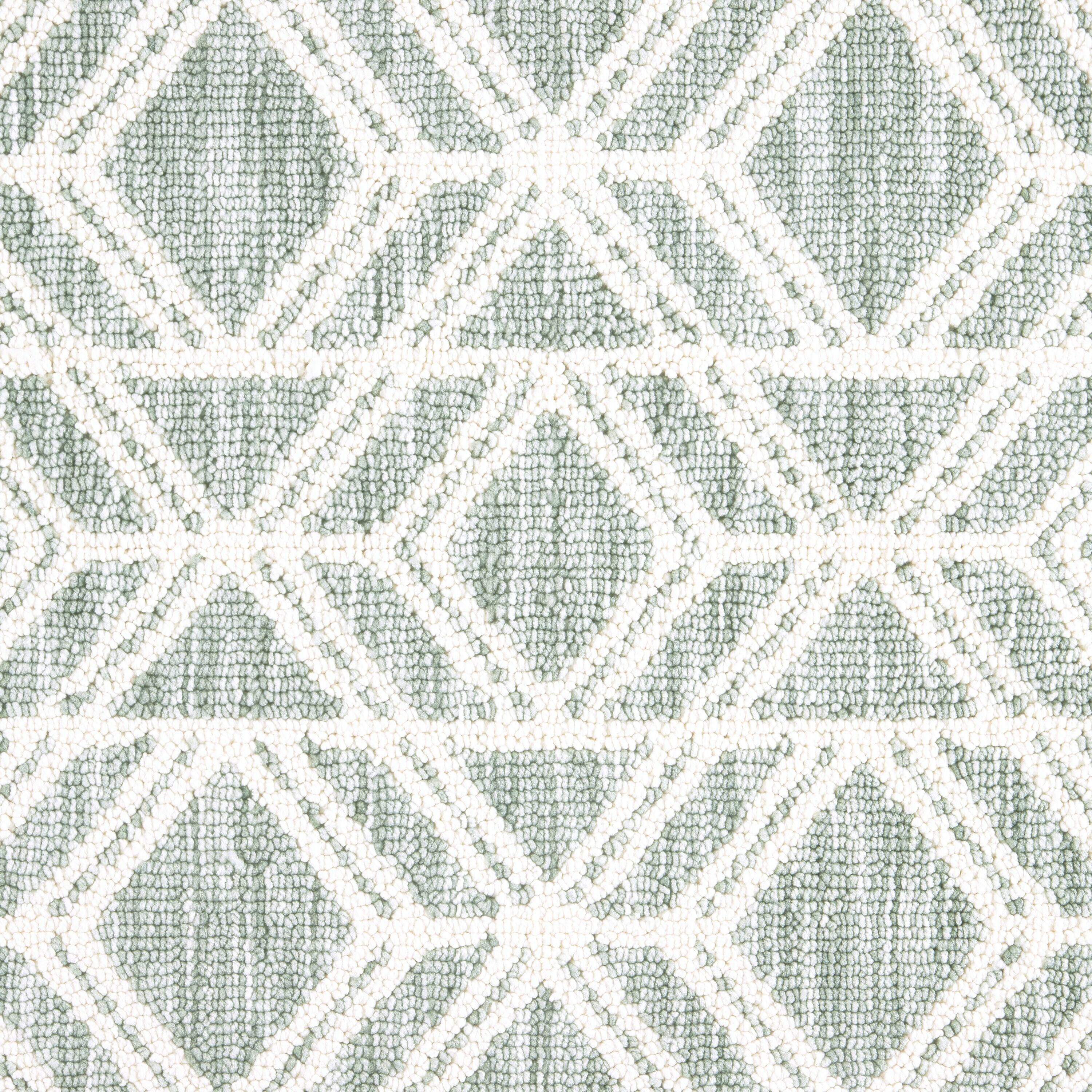 Town & Country Living TOWN & COUNTRY EVERYDAY Walker Modern Diamond Everwash Non-Slip Backing Kitchen Mat