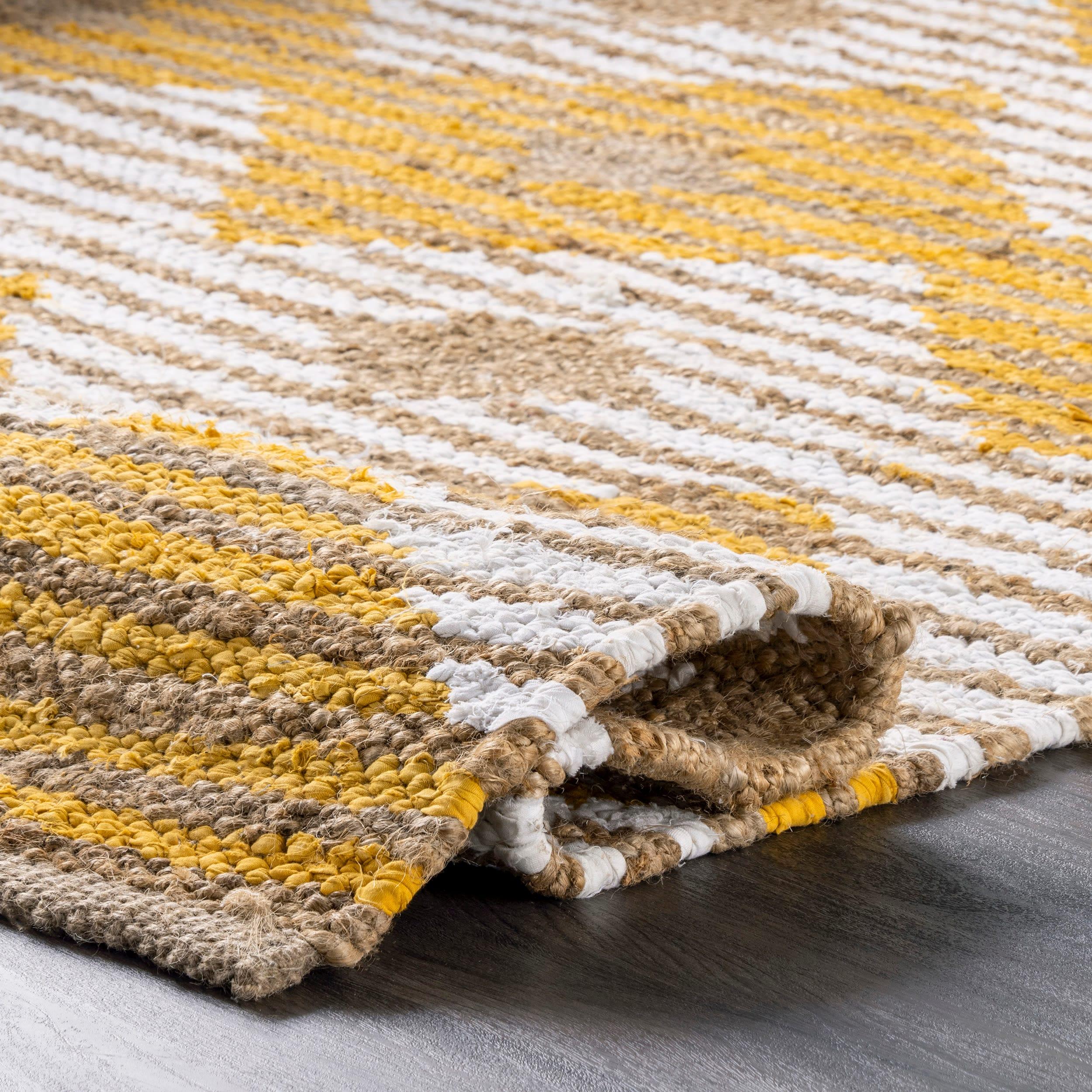 nuLOOM Hand Braided Marla Denim And Jute Diamonds Area Rug, 3' x 5', Yellow