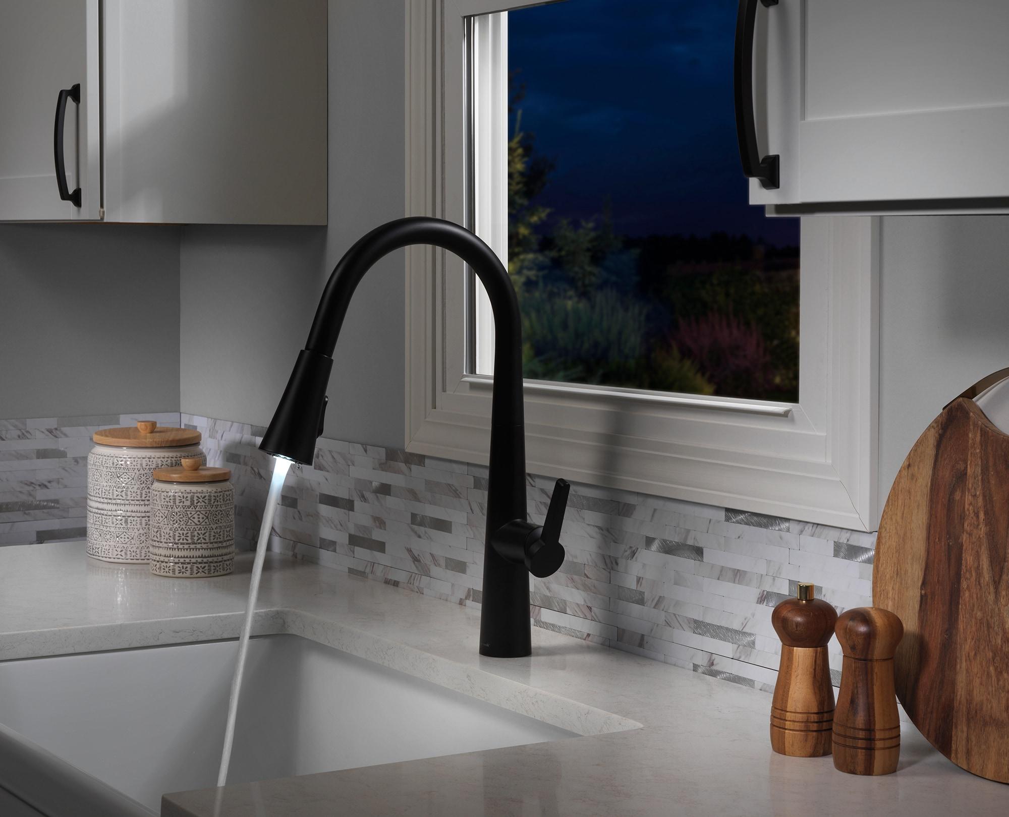 Allen roth Bryton Matte Black 1-Handle Deck-Mount Pull-Down Handle Kitchen Faucet (Deck Plate Included)