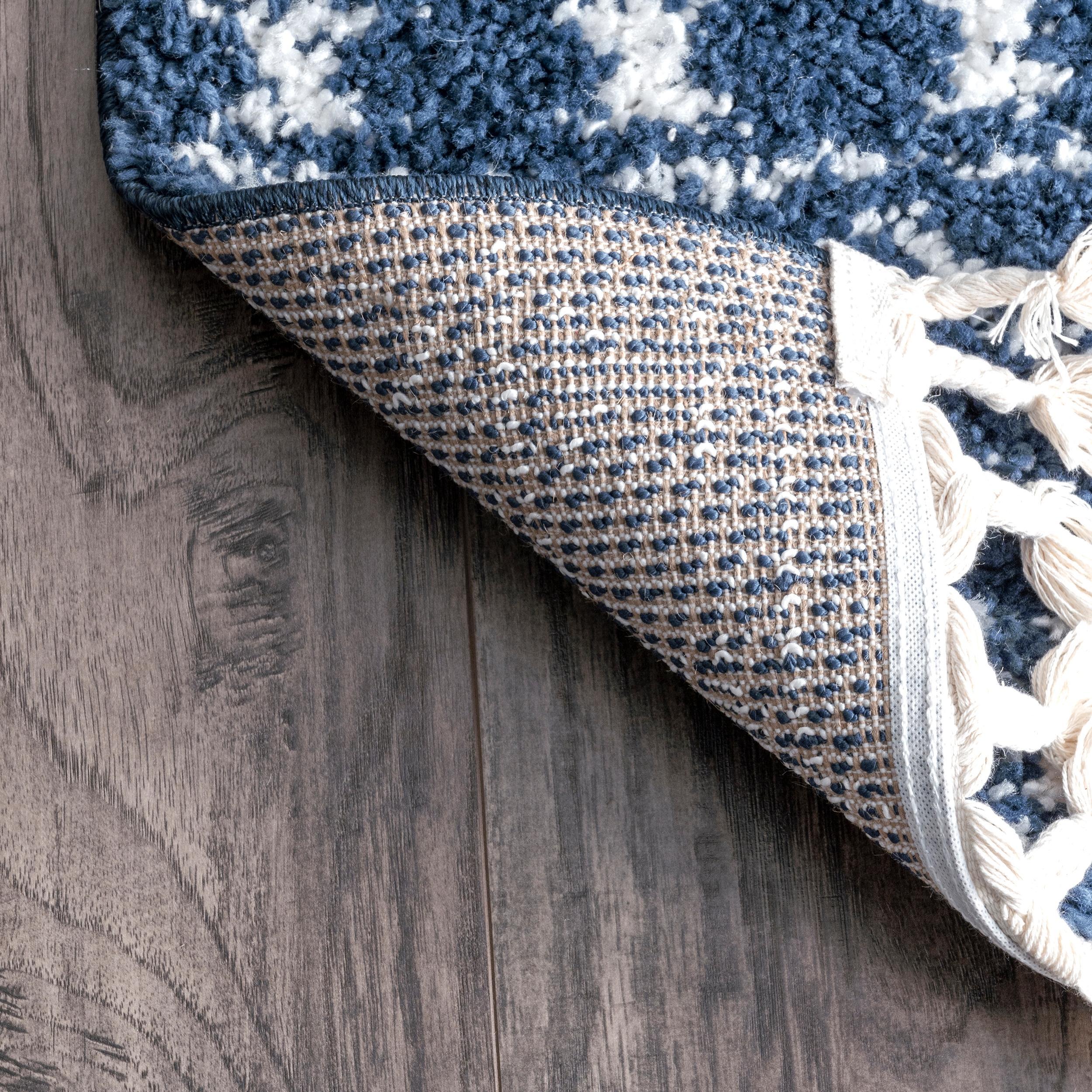 nuLOOM Vasiliki Moroccan Shag Tasseled Accent Rug, 2' x 3', Blue
