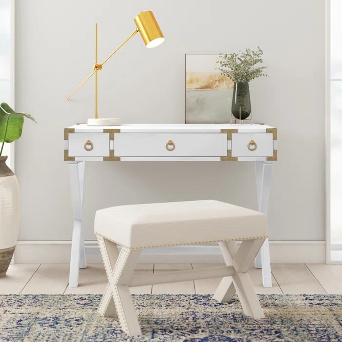 Aerilyn Desk
