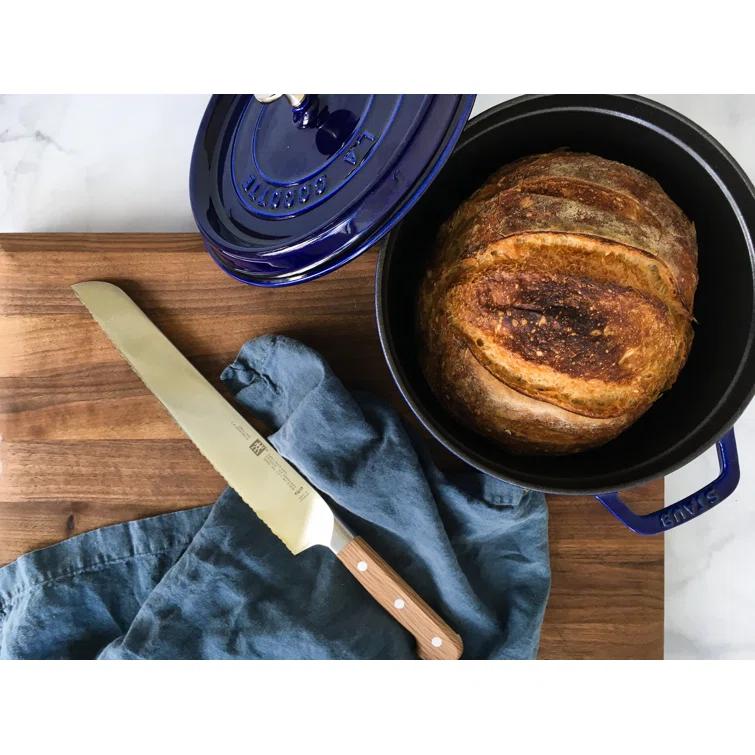 Staub Cast Iron Round Dutch Oven
