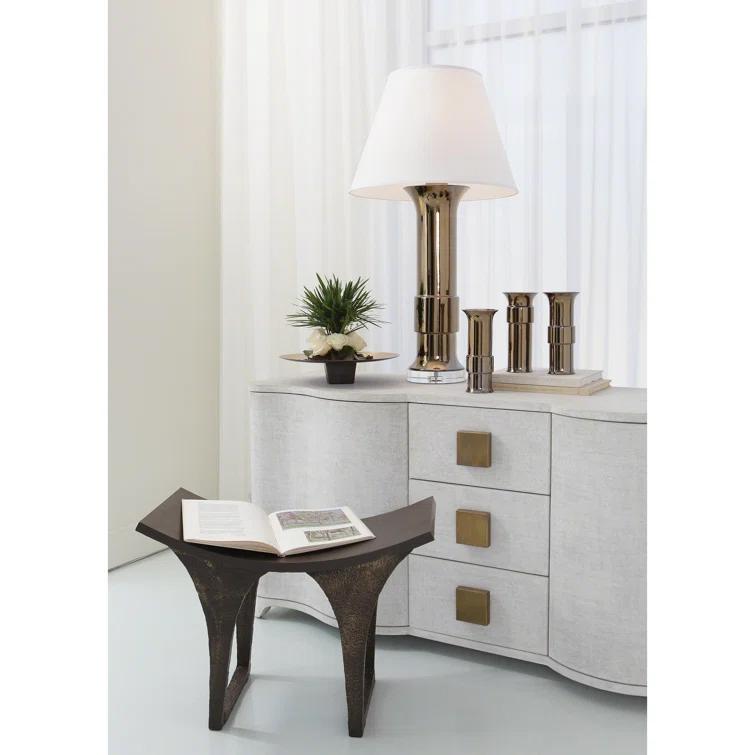 Lian Stool