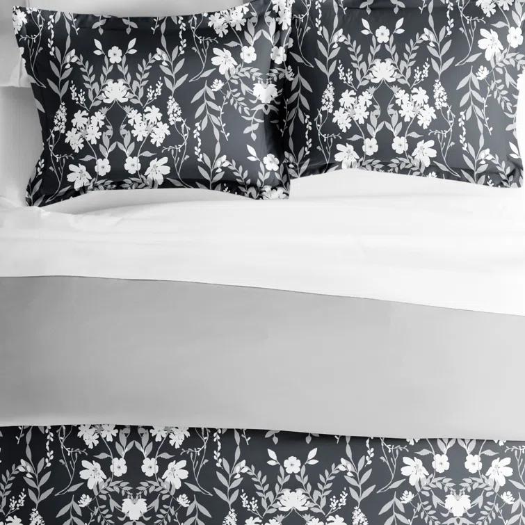 Secret Garden Pattern Reversible Duvet Cover Set