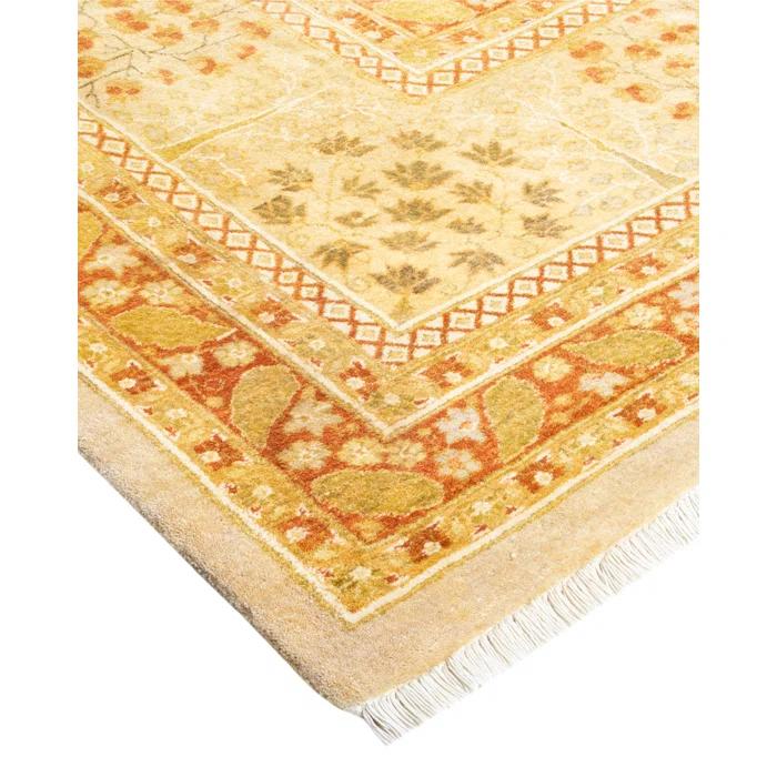 One-of-a-Kind 8' 0" X 10' 2" 2000s Area Rug in Sand