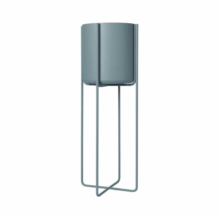 Kena Solid Steel Pot Planter
