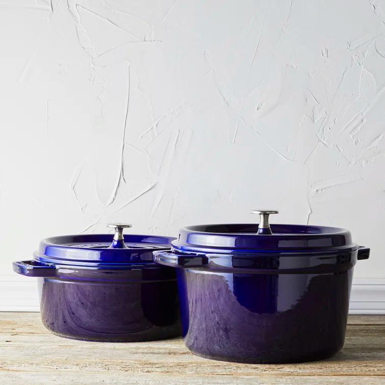 Staub Cast Iron Round Dutch Oven