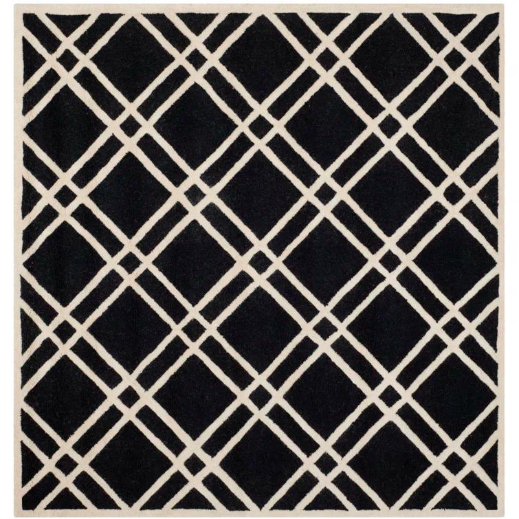 Deedgra Hand Tufted Wool Geometric Rug