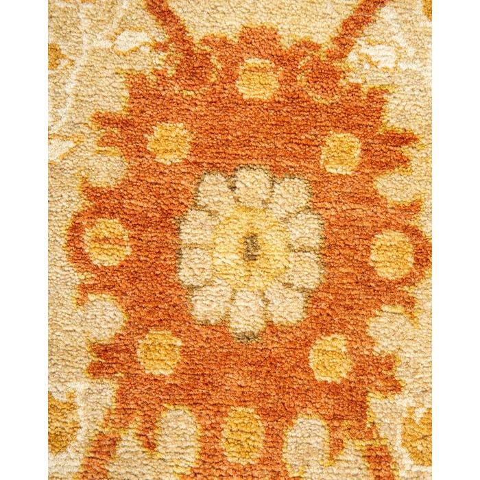 One-of-a-Kind 8' 0" X 10' 2" 2000s Area Rug in Sand
