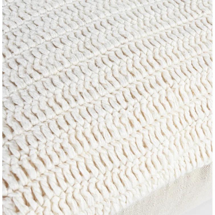 Nadida Pillow - Ivory / 22" x 22"