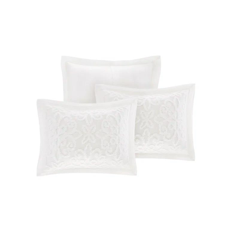 Kelly Clarkson Home Emberly 5 Piece Tufted Cotton Chenille Daybed Set