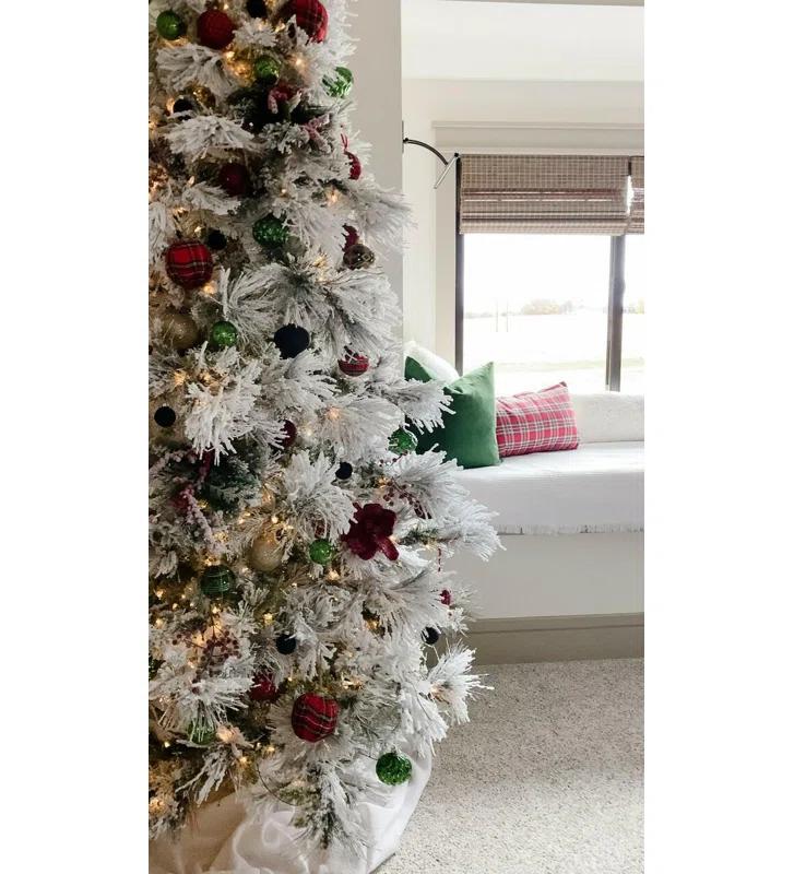 Fraser Hill Farm Fraser Hill Farm Snowy Pine Flocked Artificial Christmas Tree