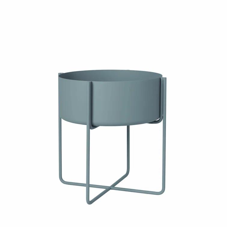 Kena Metal Planter