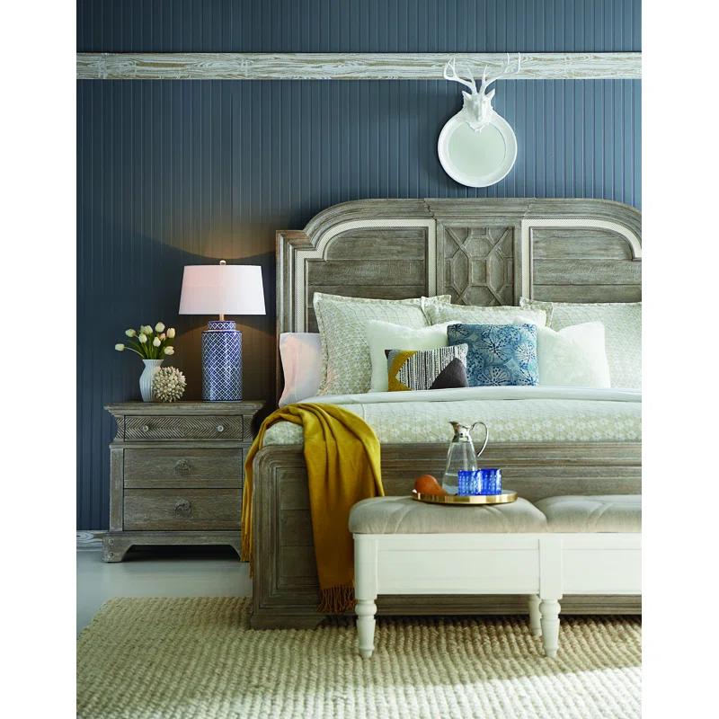 Dowton Abbey 30'' W Solid Wood Nightstand