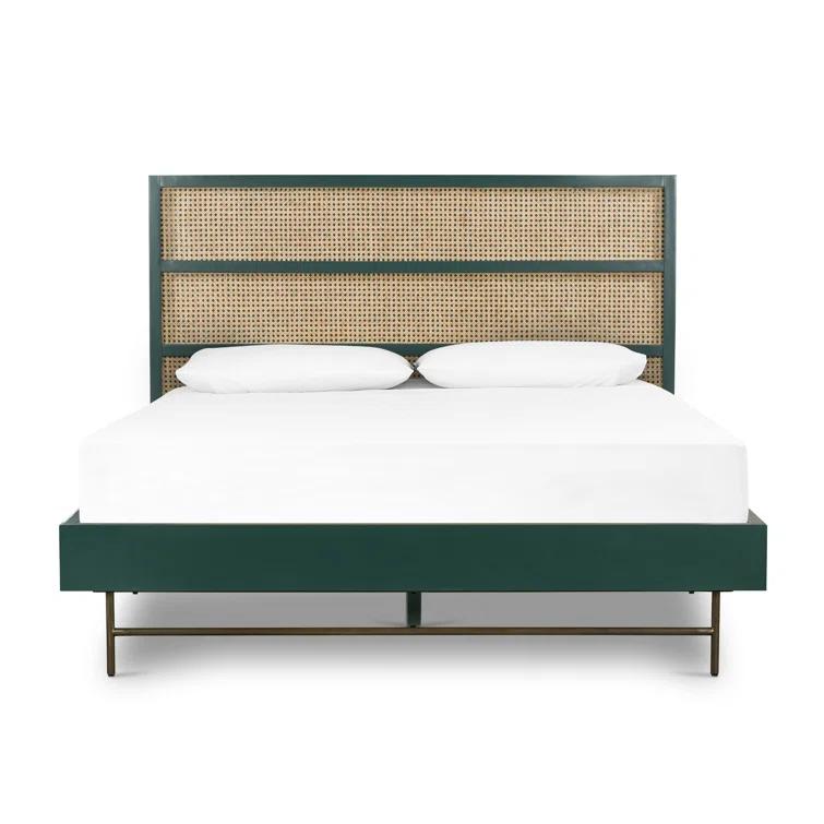 Lilia Bed