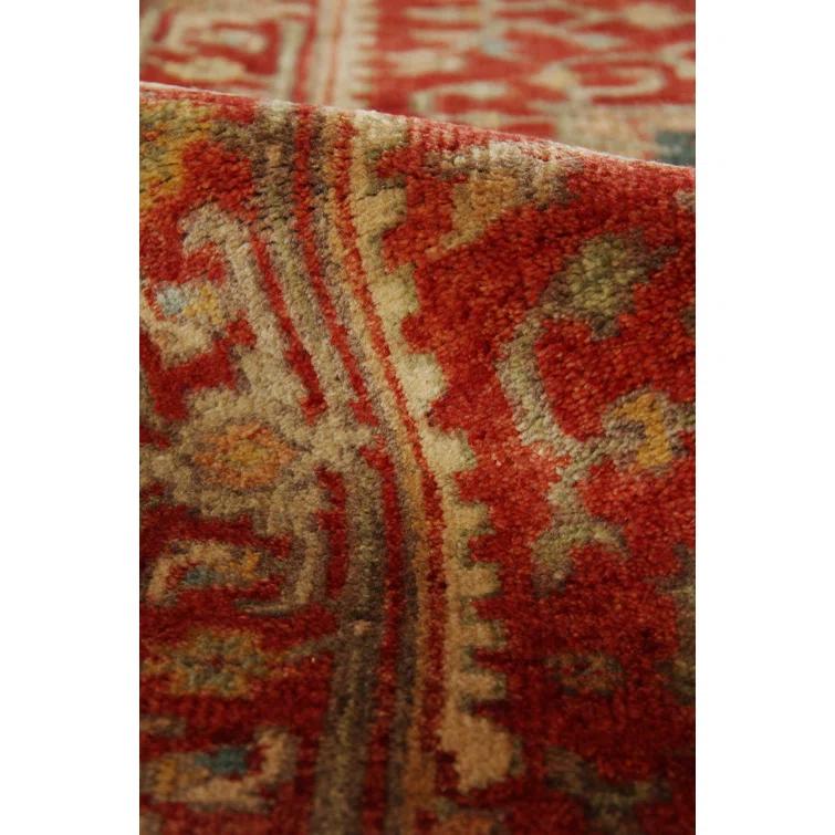 Elegant Serapi Hand-Knotted Wool Rectangular Rug in Red, 8' x 10'