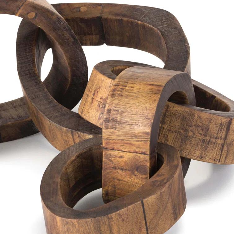 Wooden Links Centerpiece by Regina Andrew
