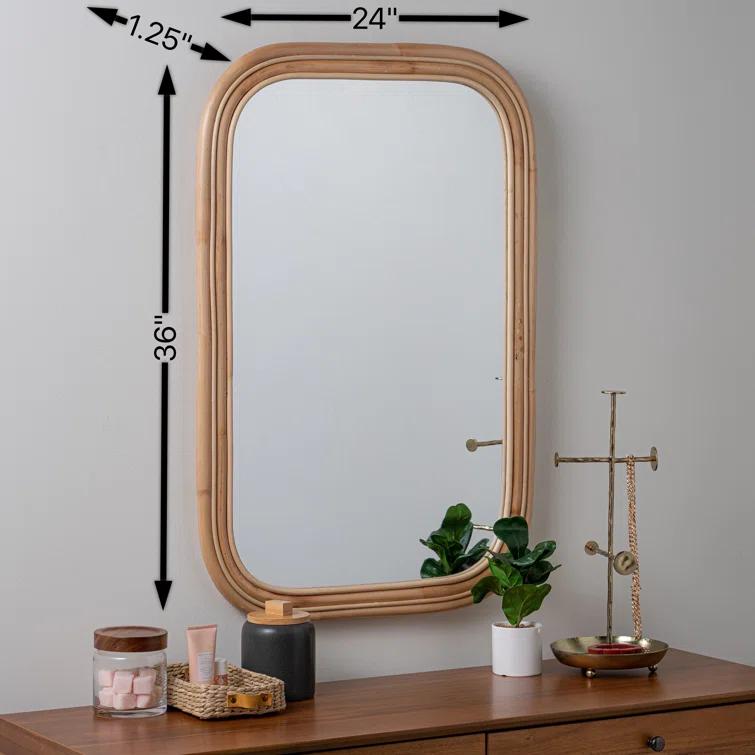 Reyna Mirror
